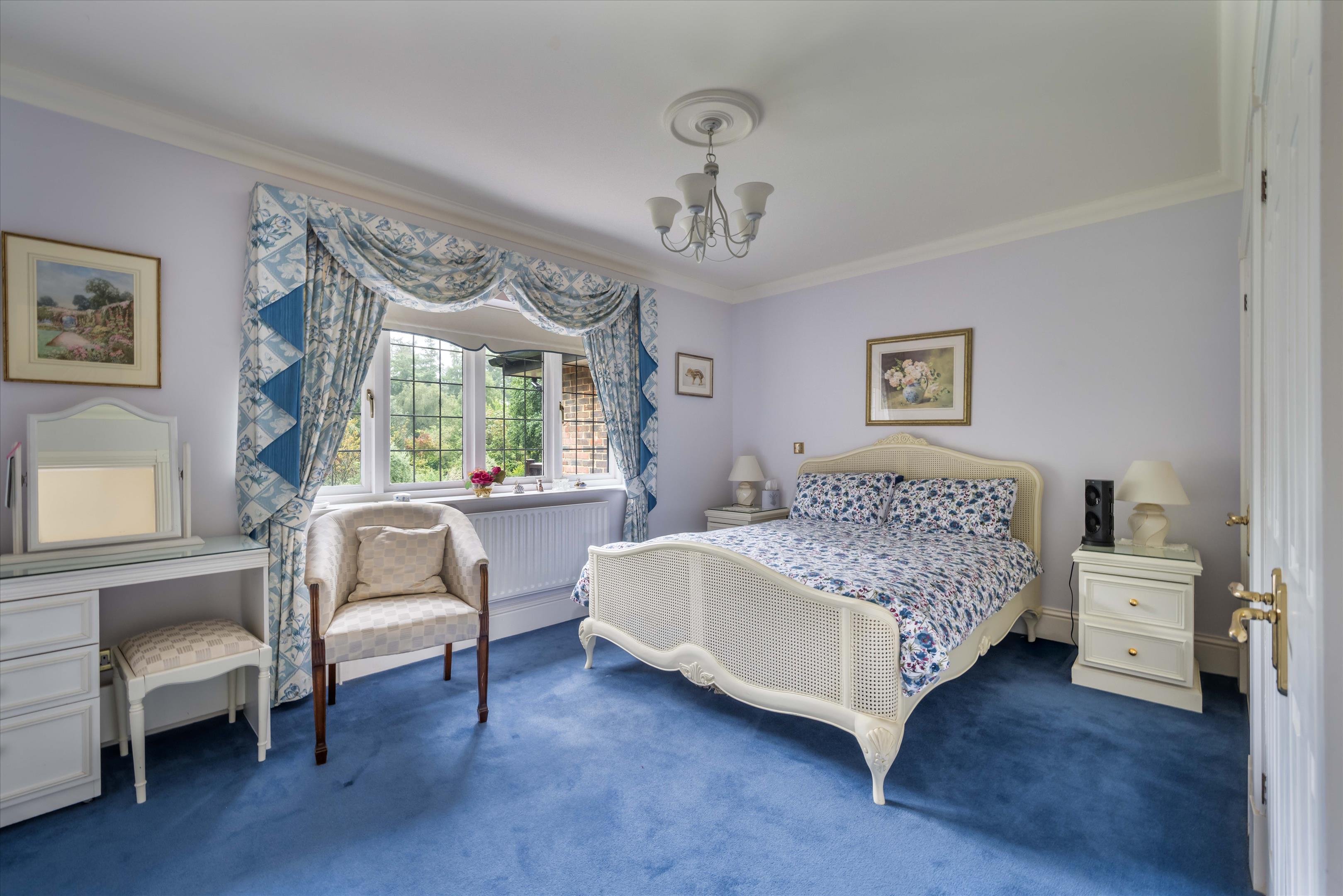 Tennysons Ridge, Haslemere, Surrey GU27