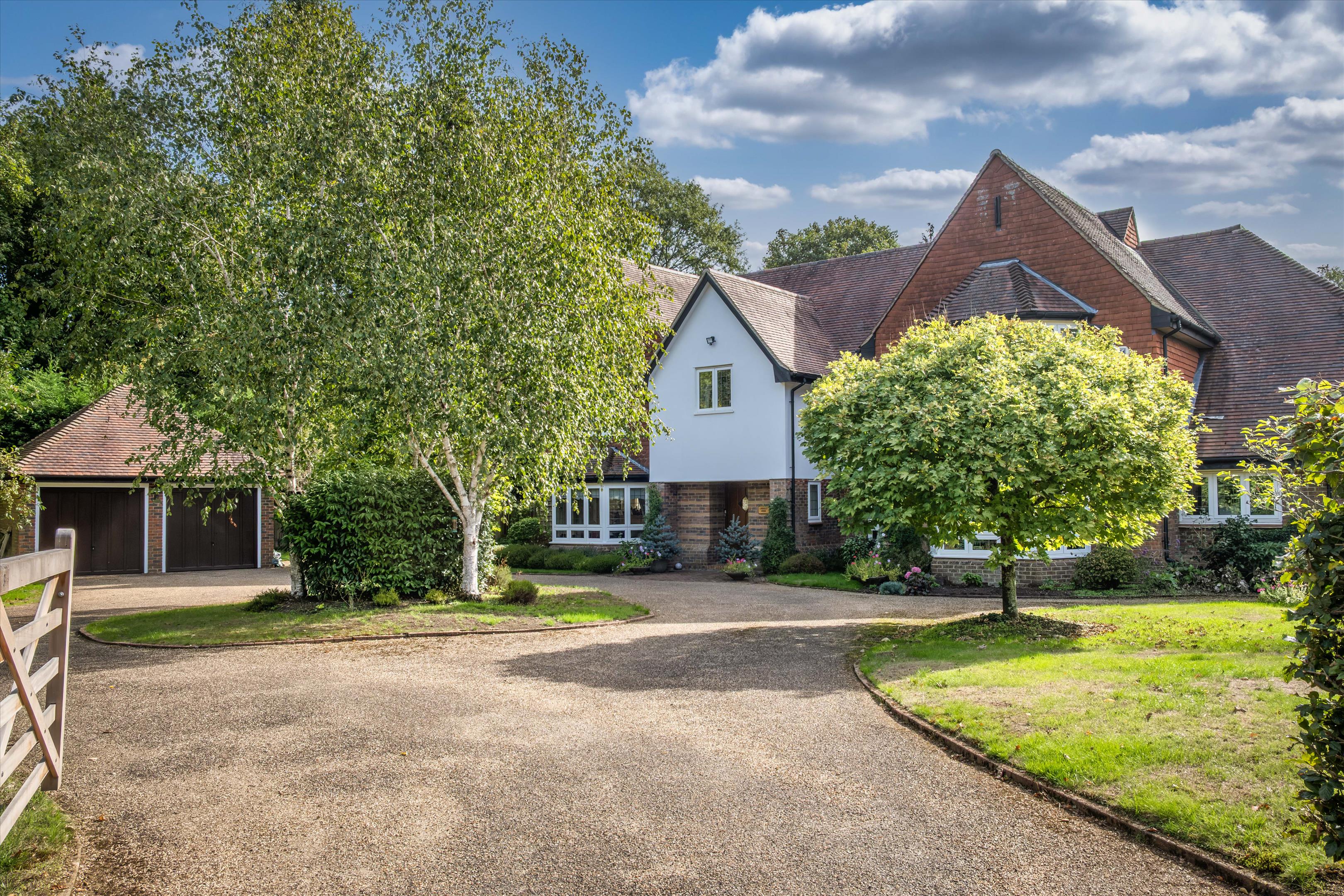 Tennysons Ridge, Haslemere, Surrey GU27