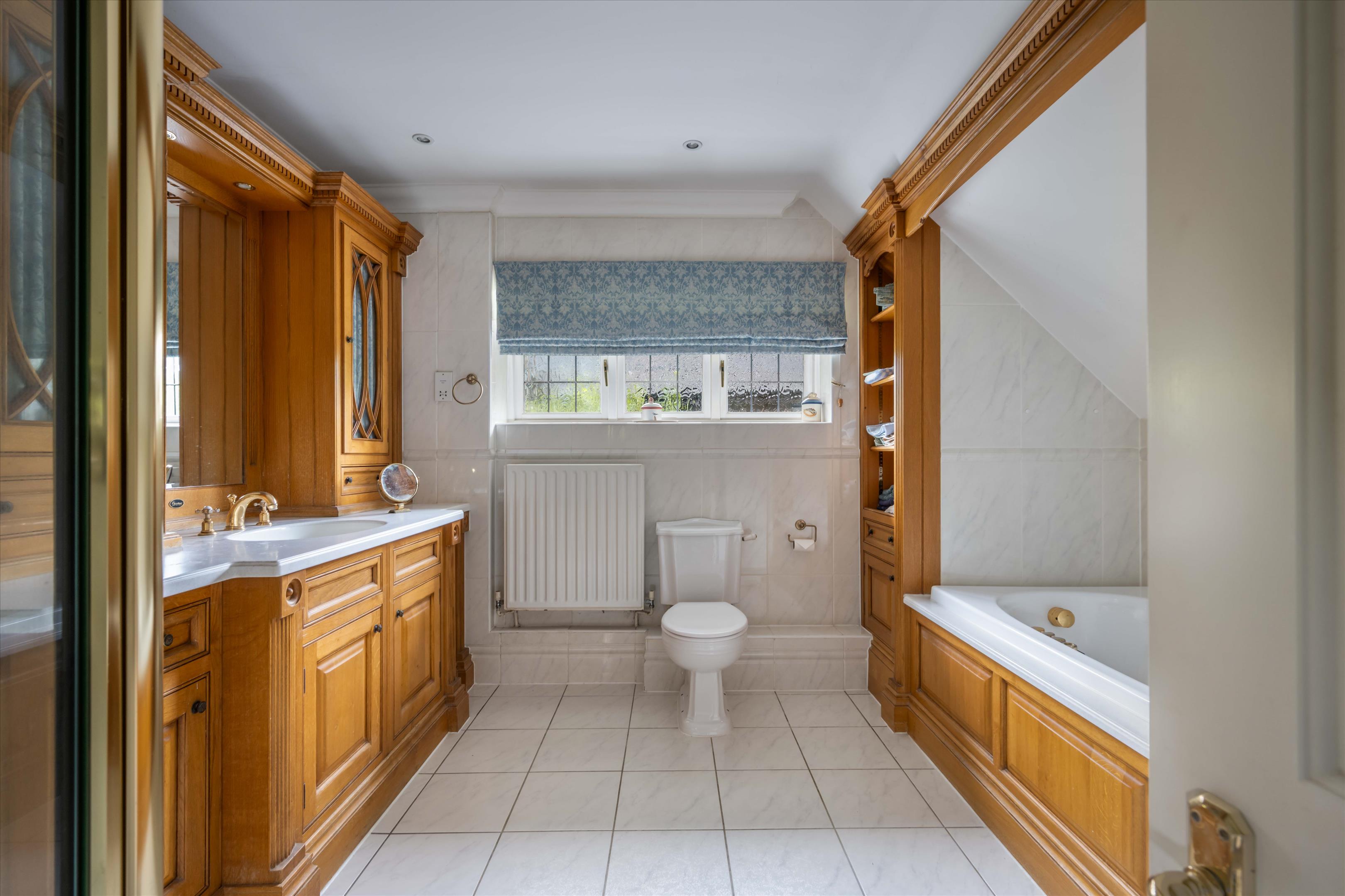 Tennysons Ridge, Haslemere, Surrey GU27