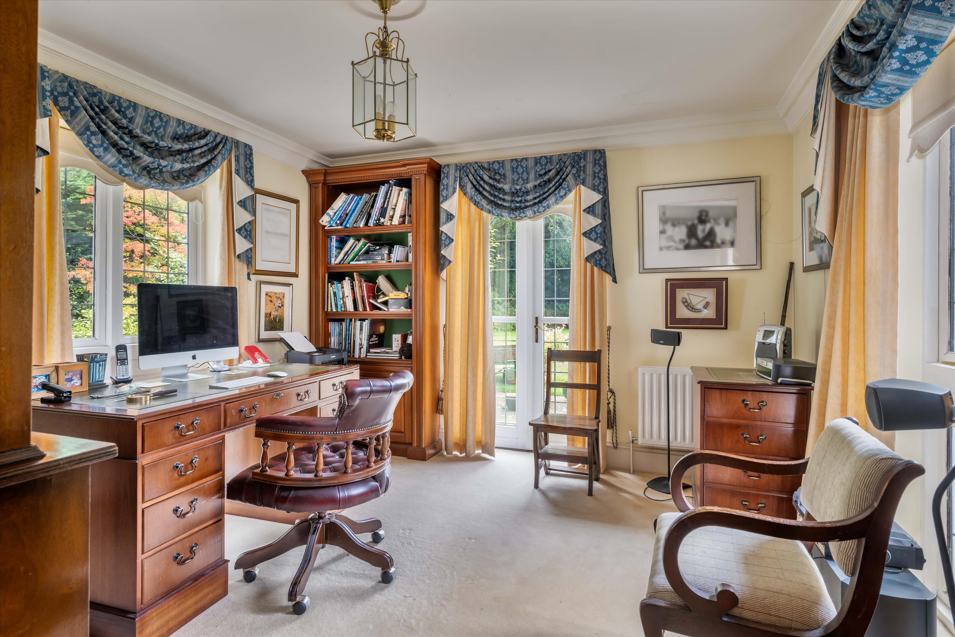 Tennysons Ridge, Haslemere, Surrey GU27
