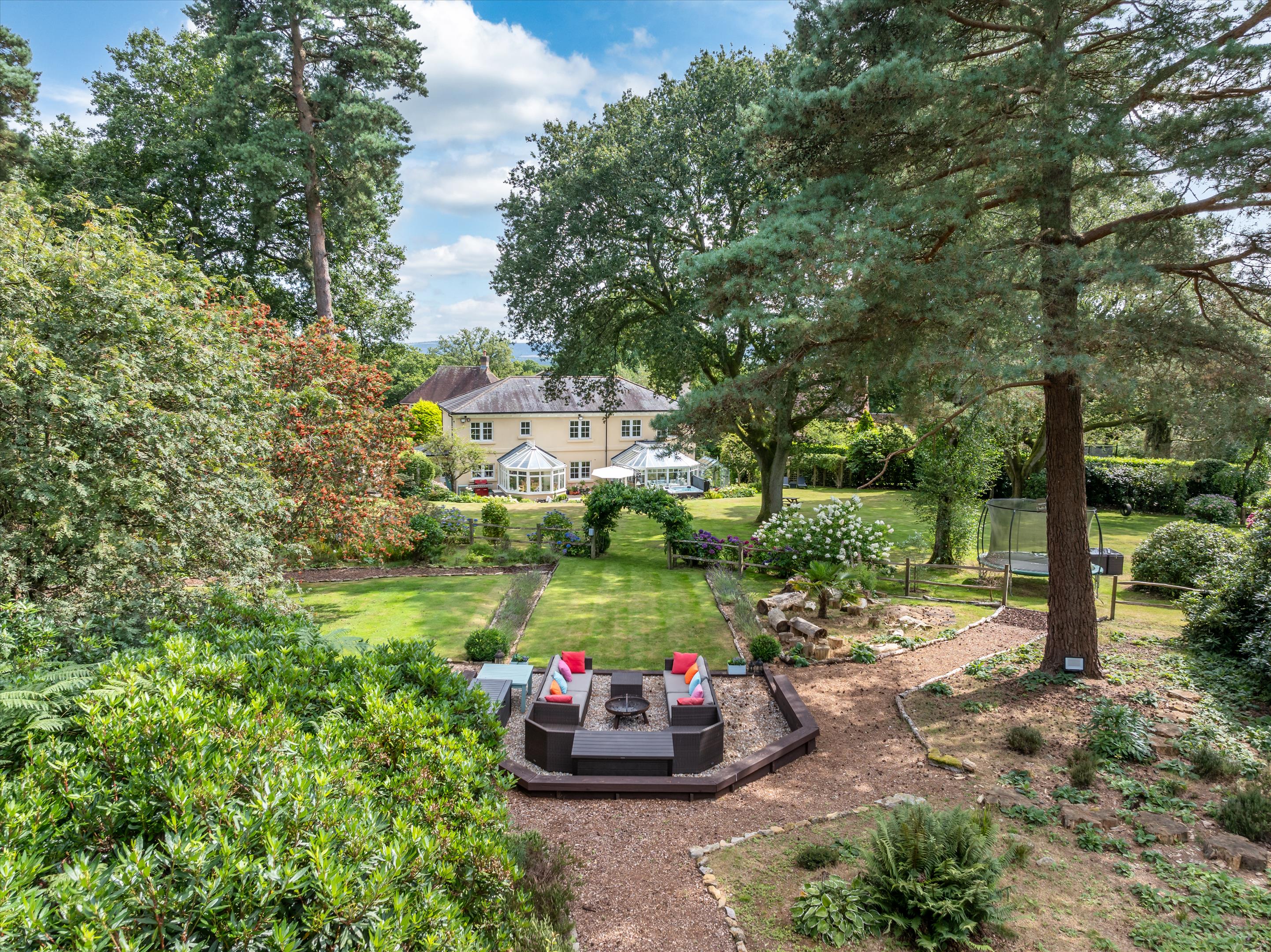 Hurst Park, Midhurst, West Sussex, GU29