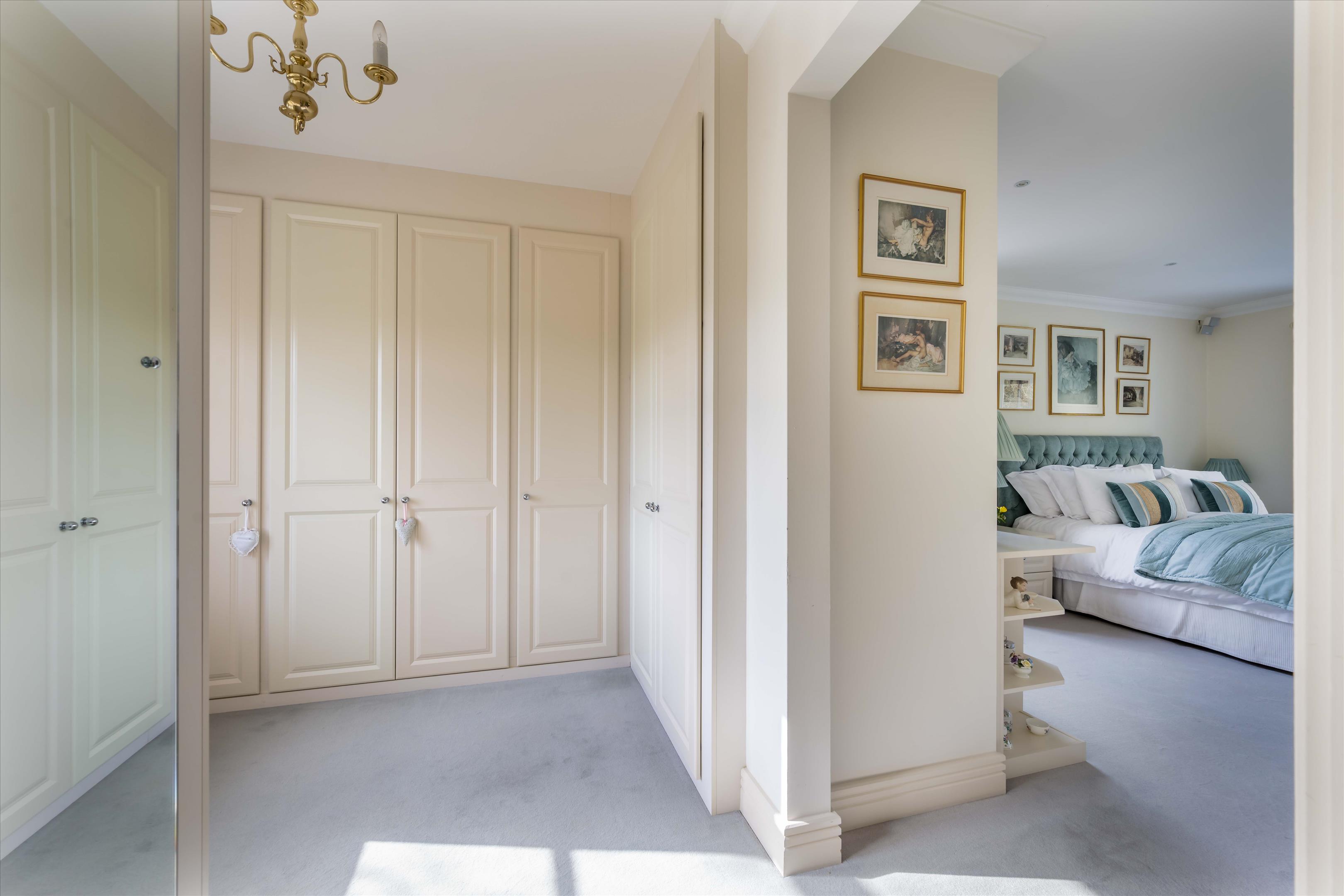 Hurst Park, Midhurst, West Sussex, GU29