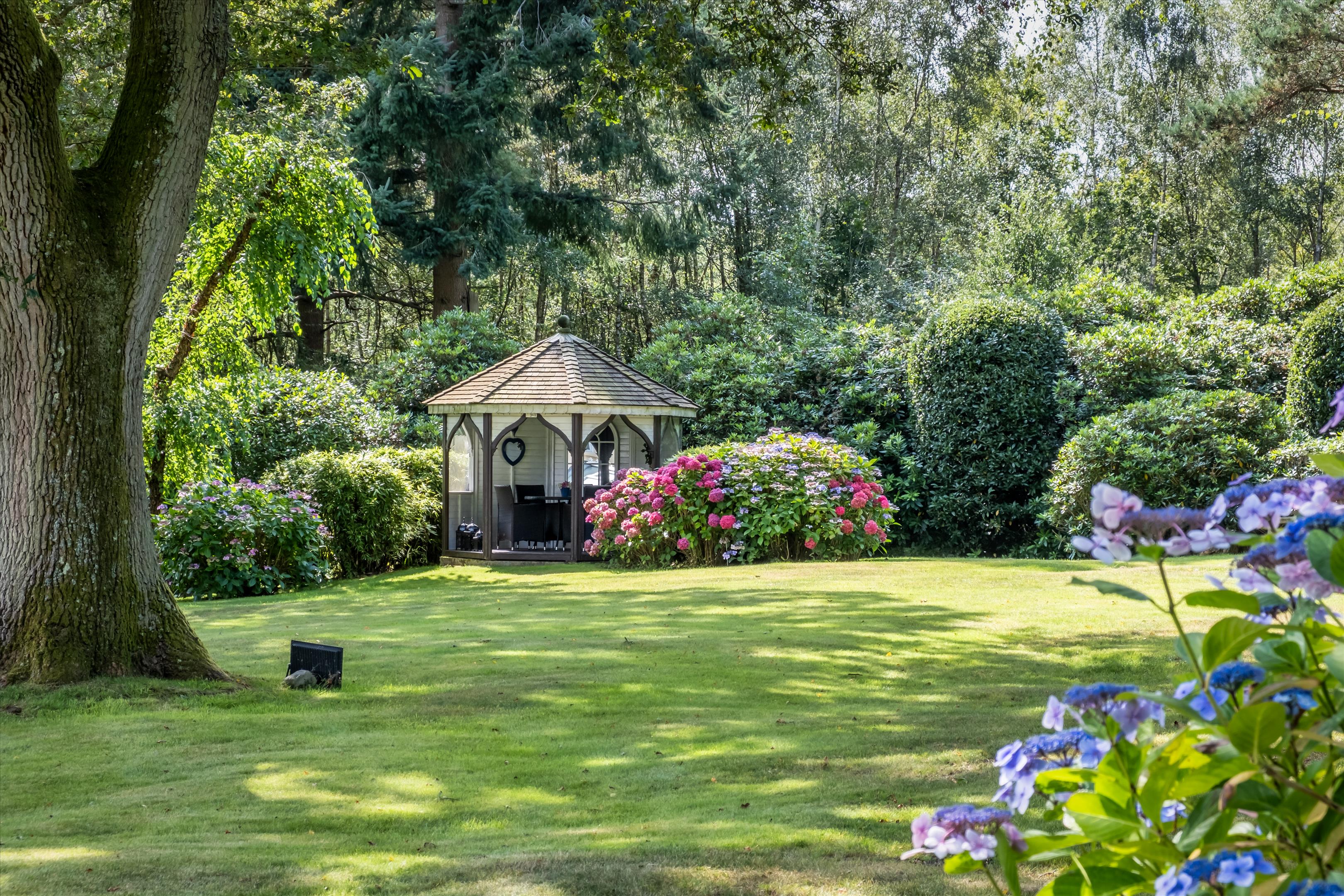 Hurst Park, Midhurst, West Sussex, GU29