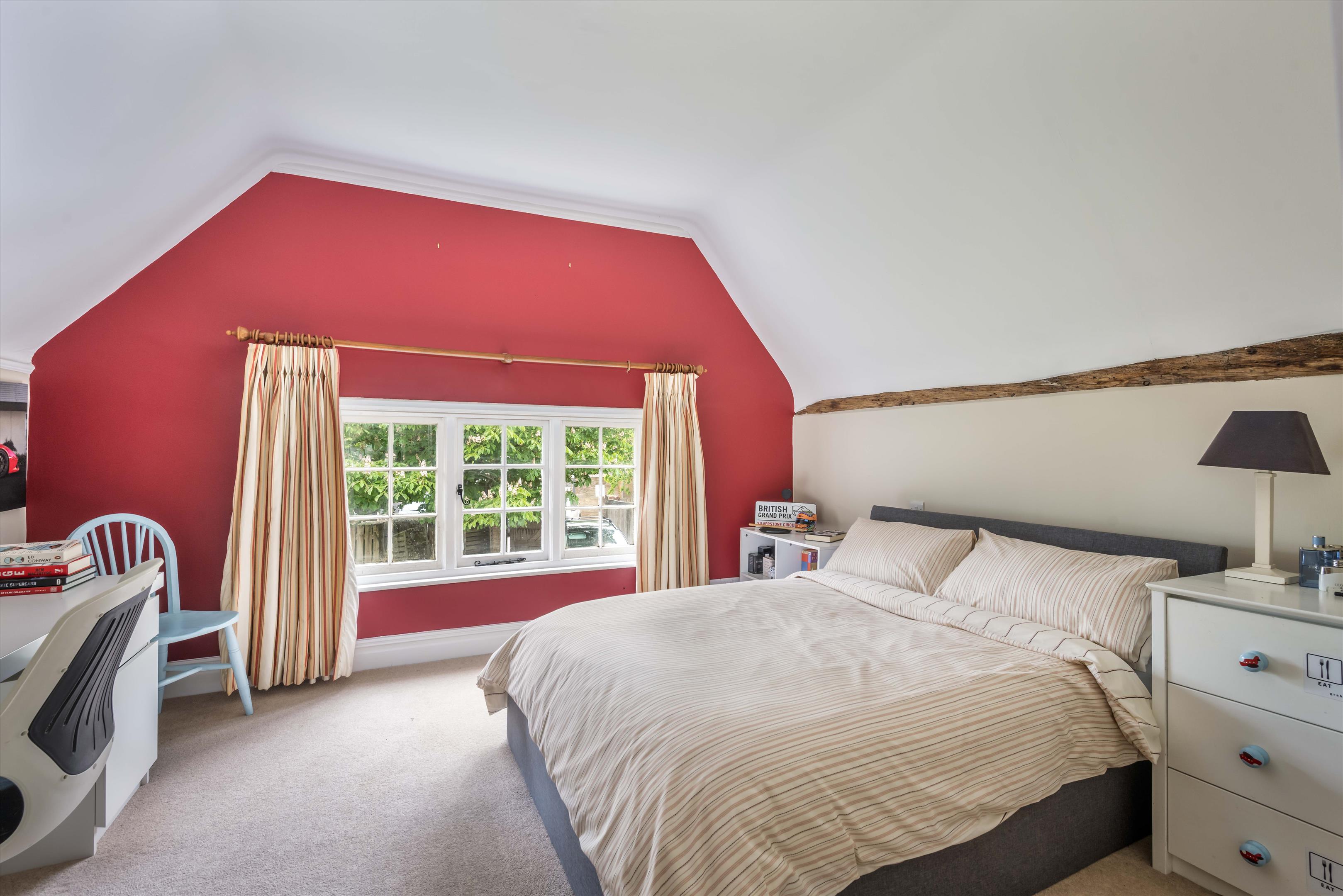High Street, Haslemere, Surrey, GU27