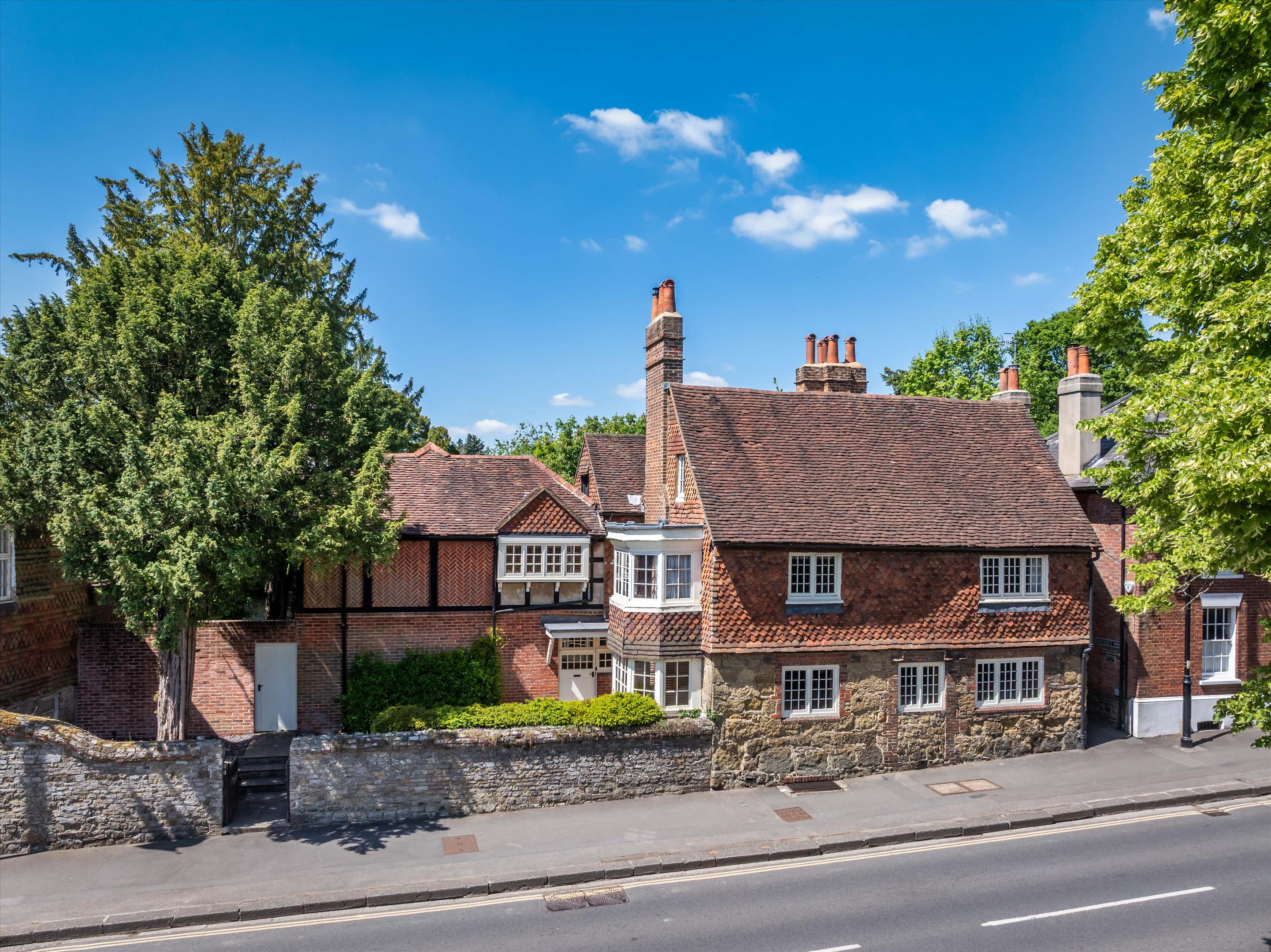 High Street, Haslemere, Surrey, GU27