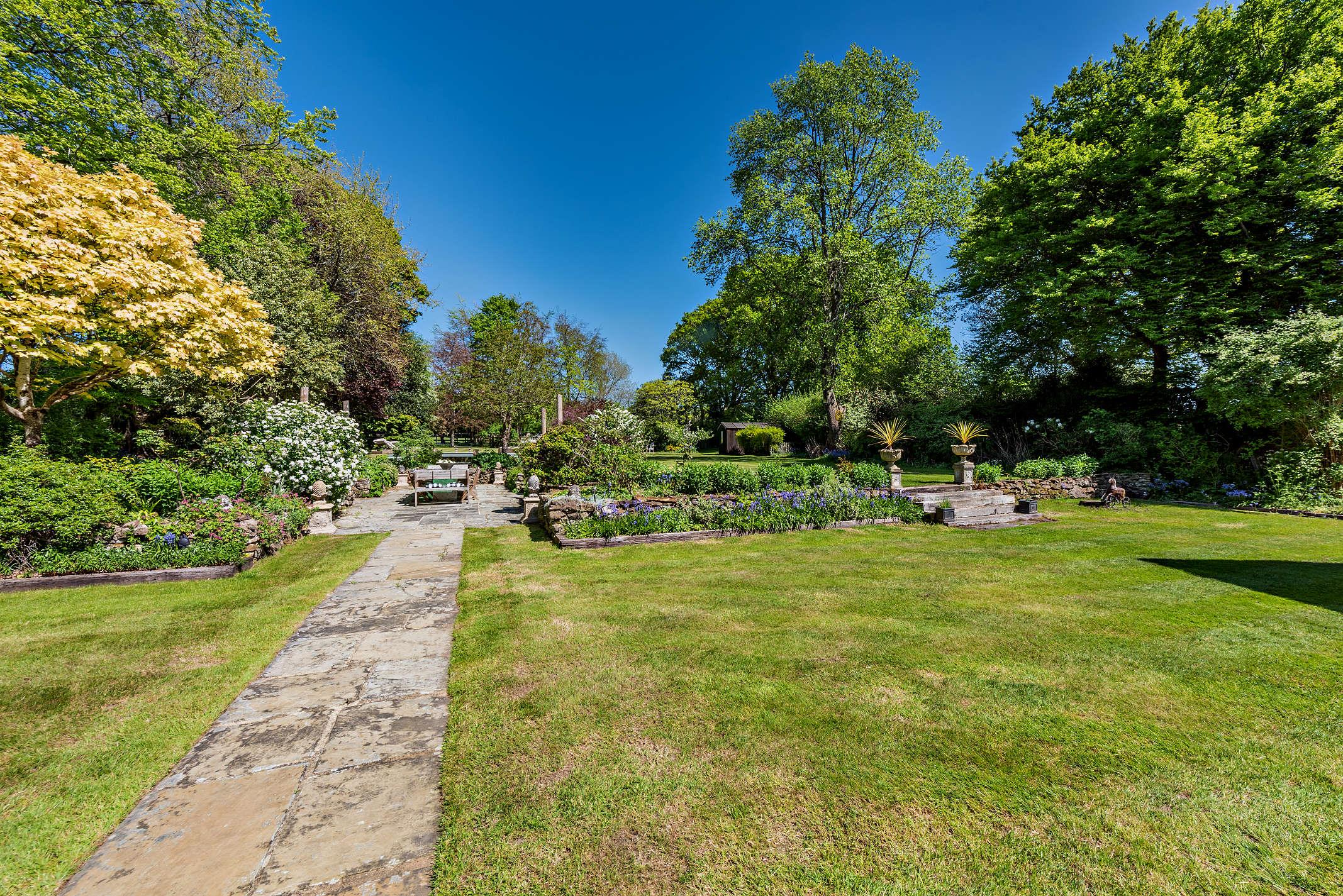 Headley Lane, Passfield, Liphook, Hampshire, GU30