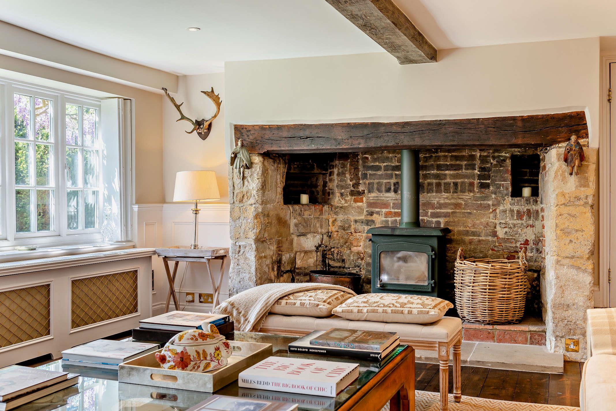 Headley Lane, Passfield, Liphook, Hampshire, GU30