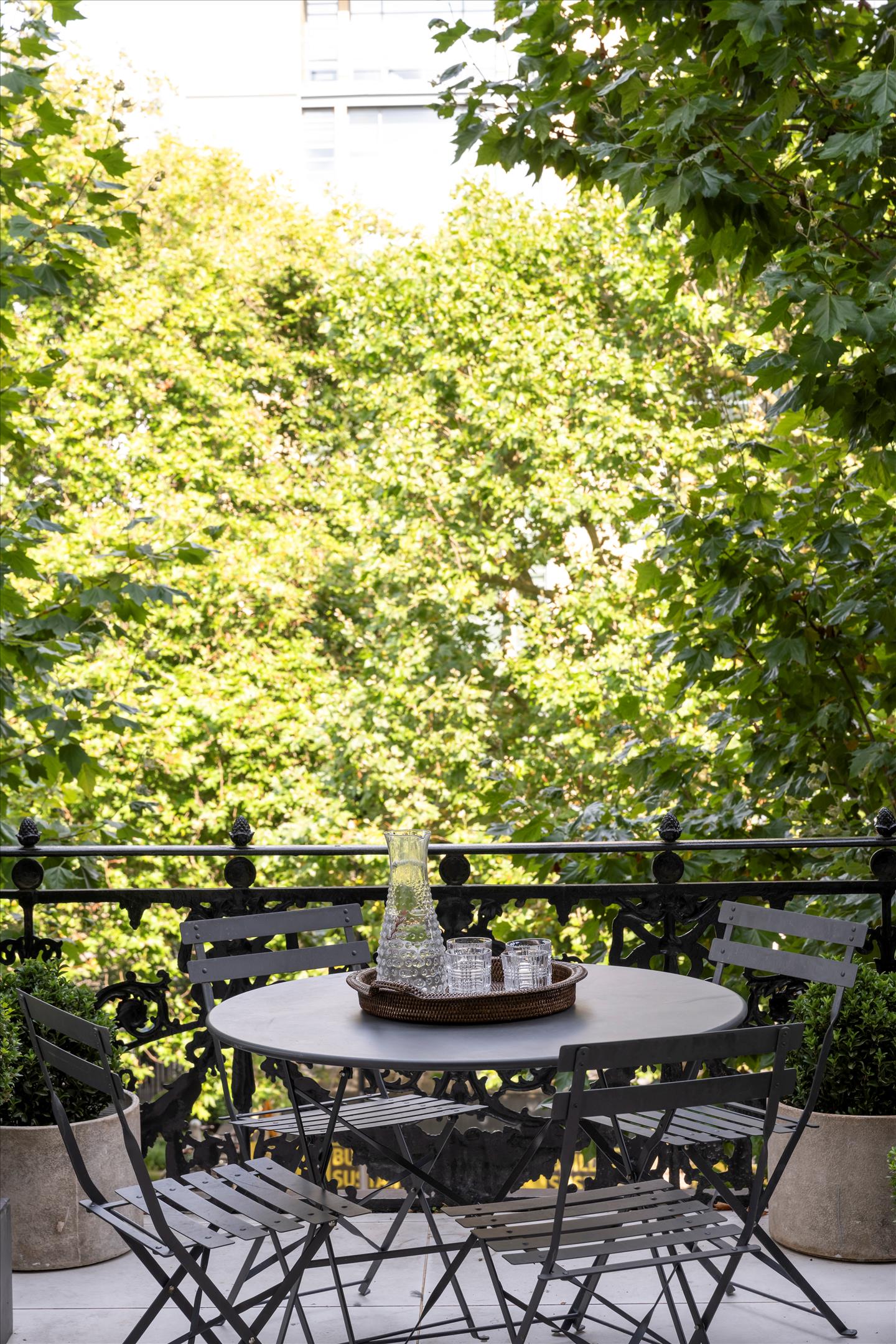 Queen's Gate, South Kensington SW7