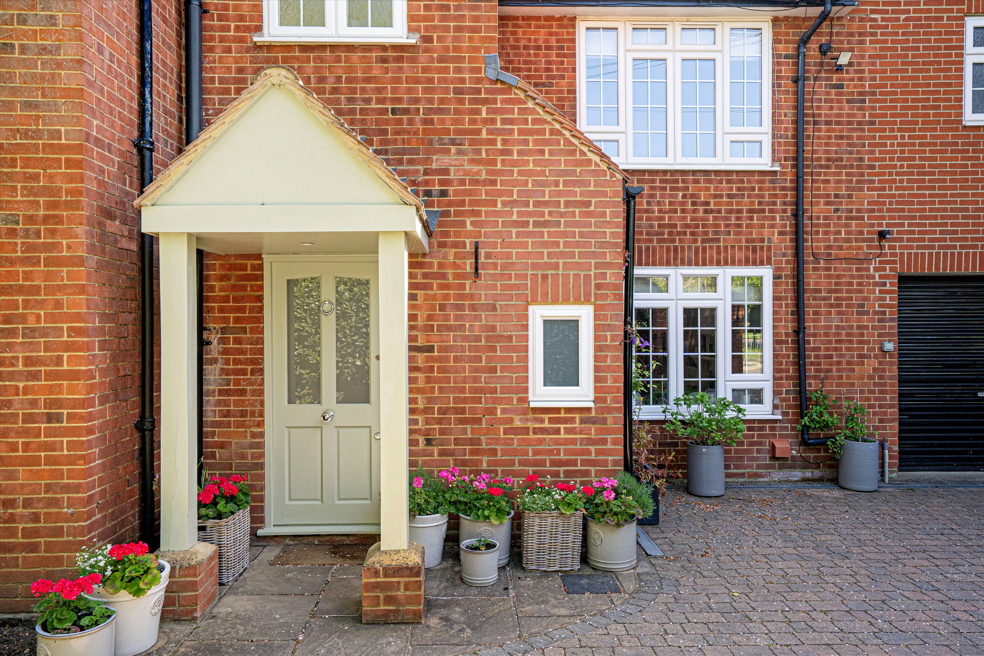 Bagshot Road, Englefield Green, Surrey TW20