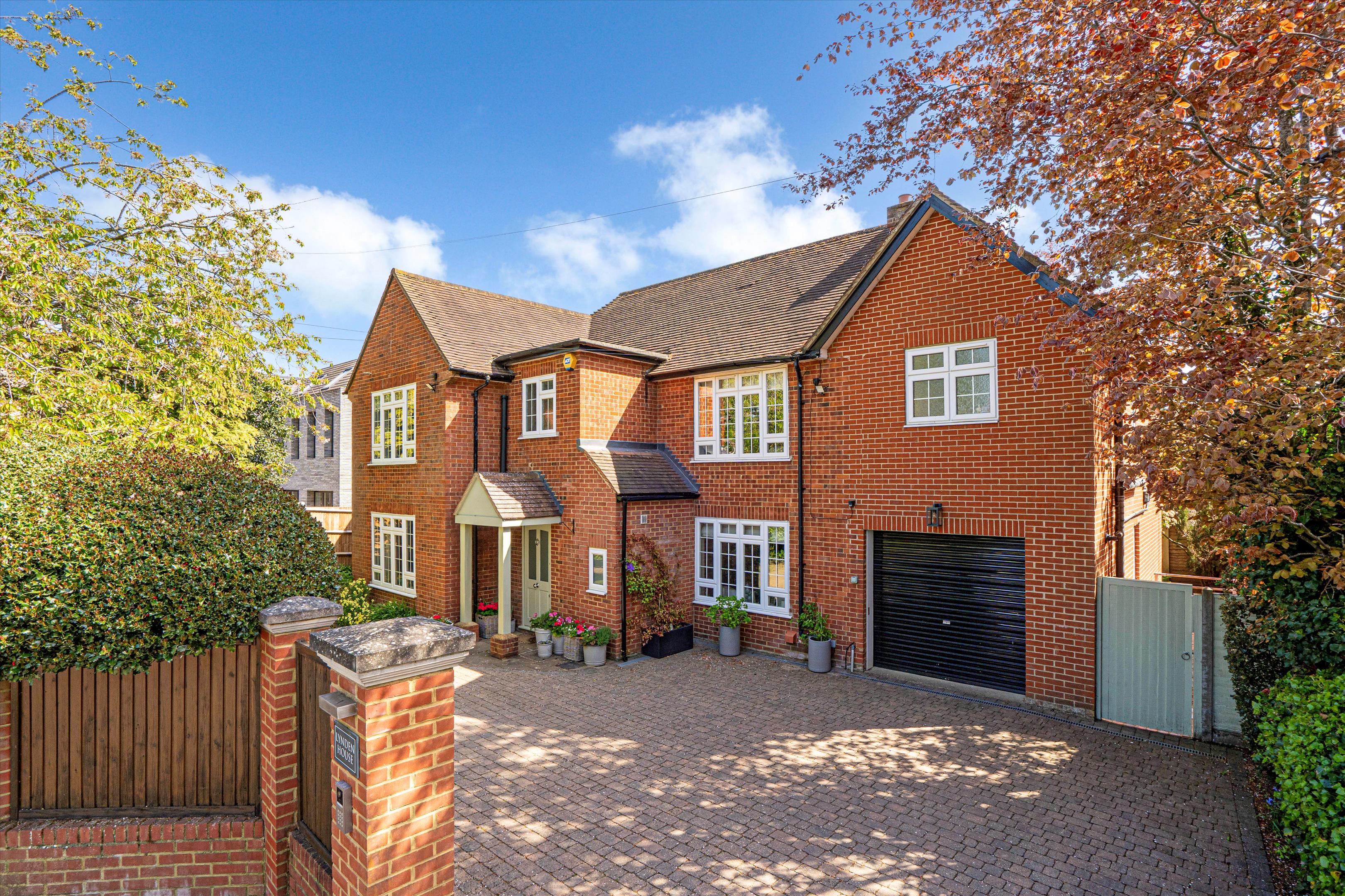 Bagshot Road, Englefield Green, Surrey TW20