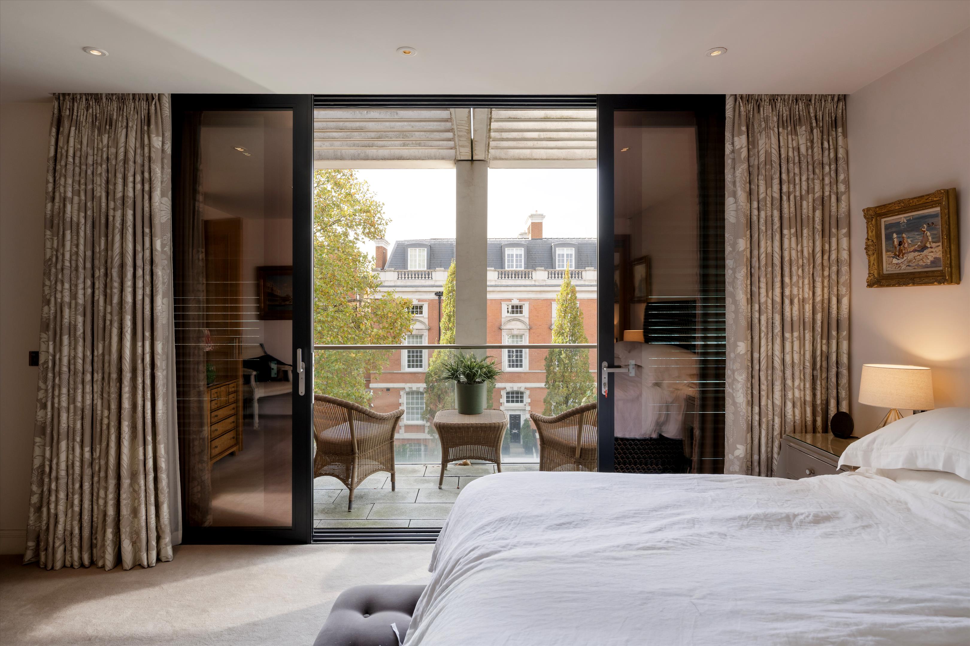 Manresa Road, London, SW3