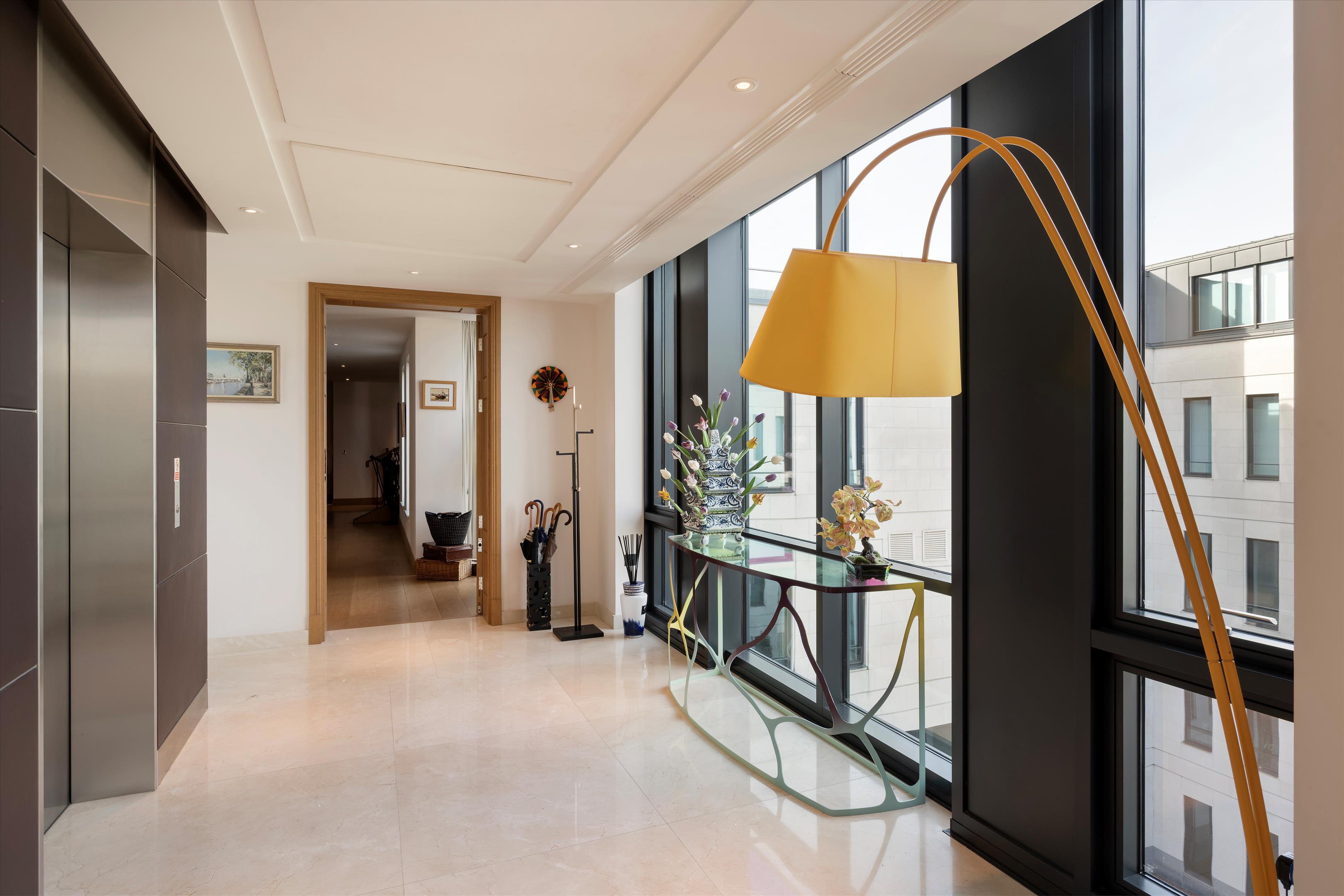 Manresa Road, London, SW3