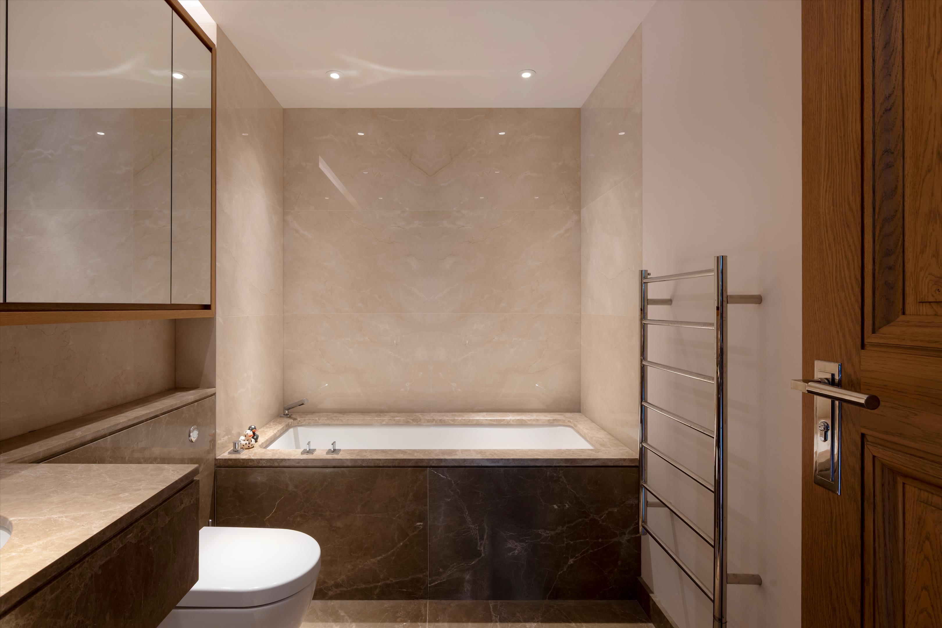 Manresa Road, London, SW3