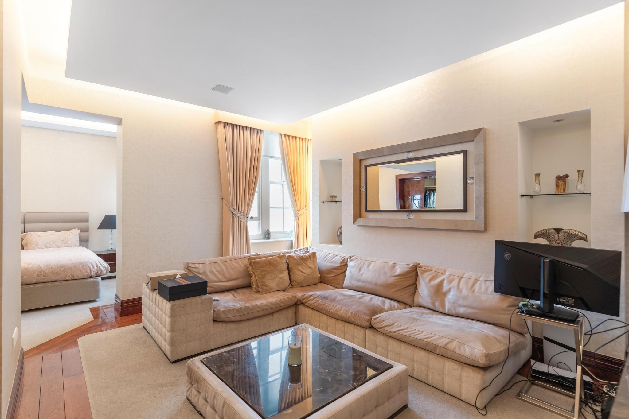 Hampshire House, Hyde Park Place, London W2