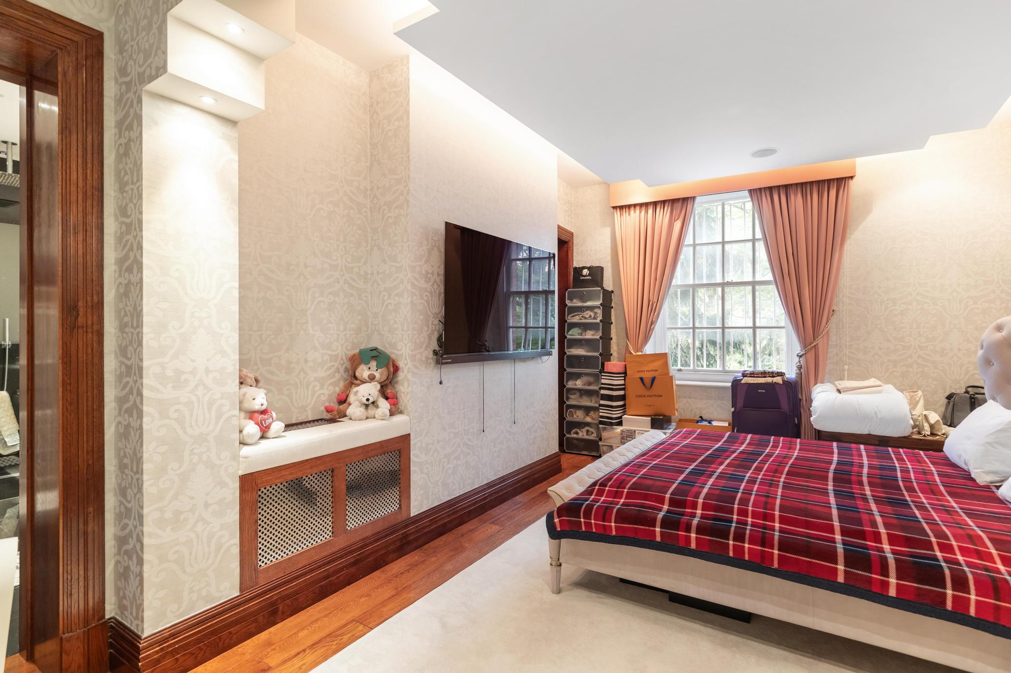Hampshire House, Hyde Park Place, London W2