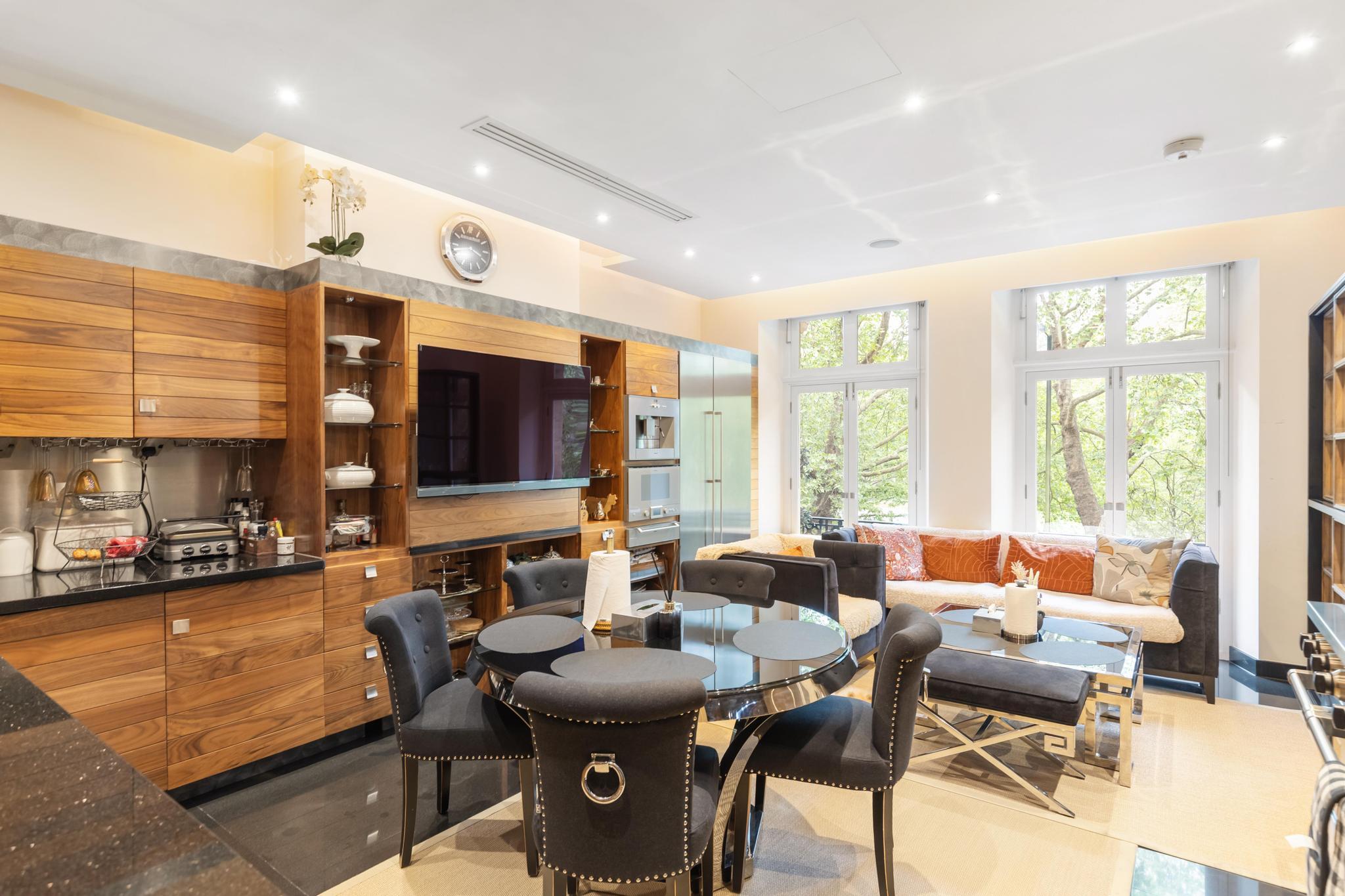 Hampshire House, Hyde Park Place, London W2