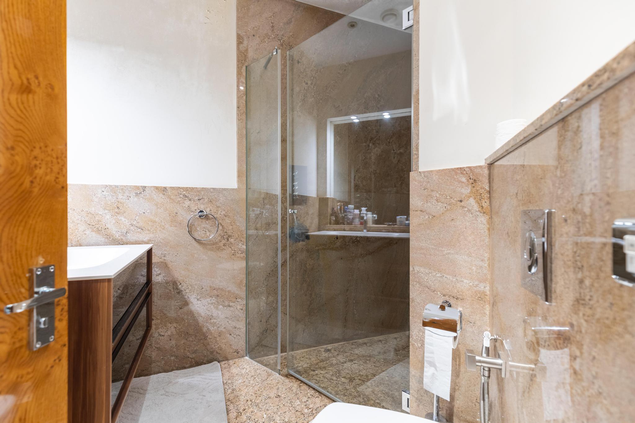 Hampshire House, Hyde Park Place, London W2