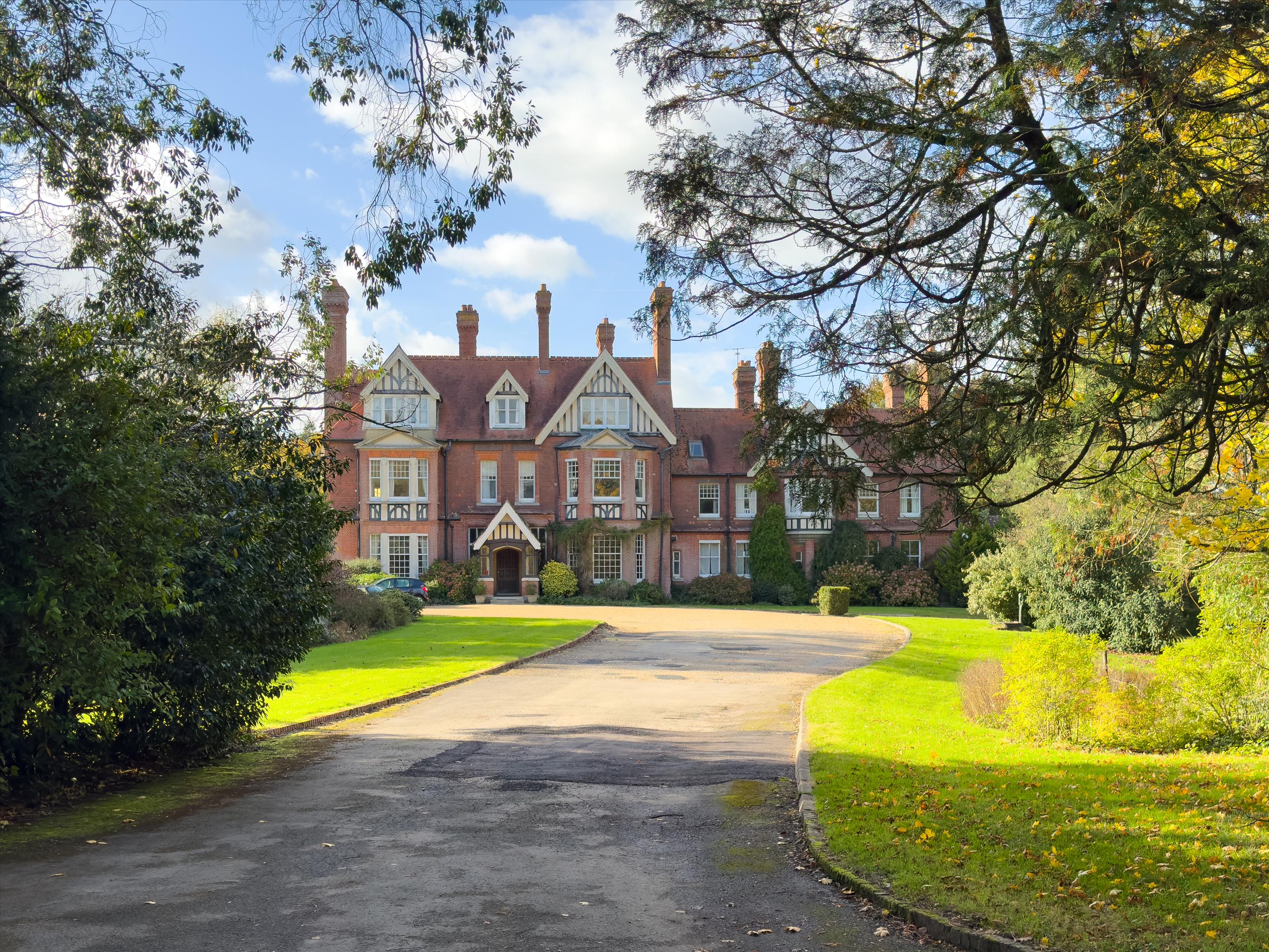 Holmsted Manor, Cuckfield, Haywards Heath, West Sussex RH17