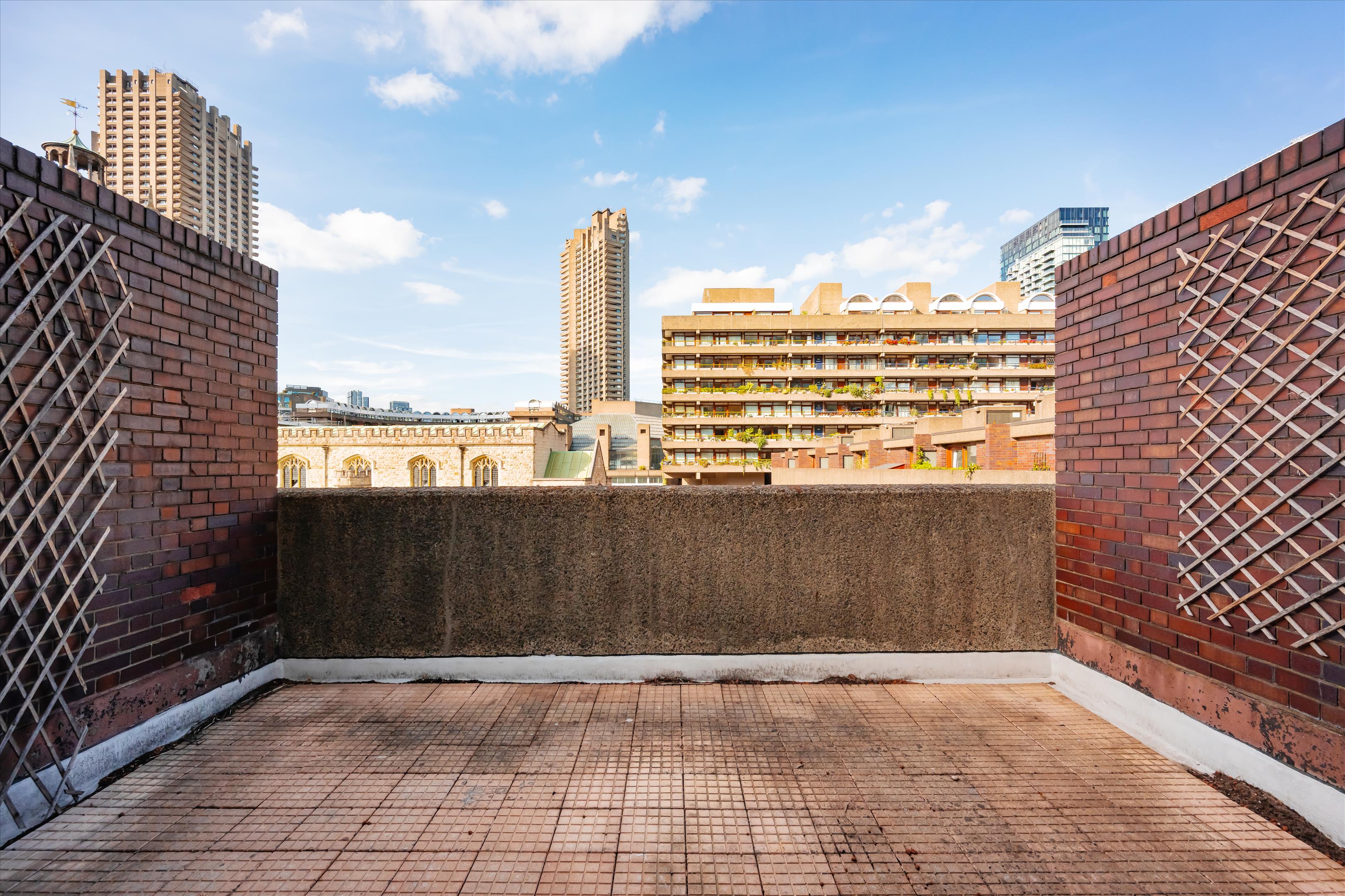 Wallside, Barbican, London EC2Y