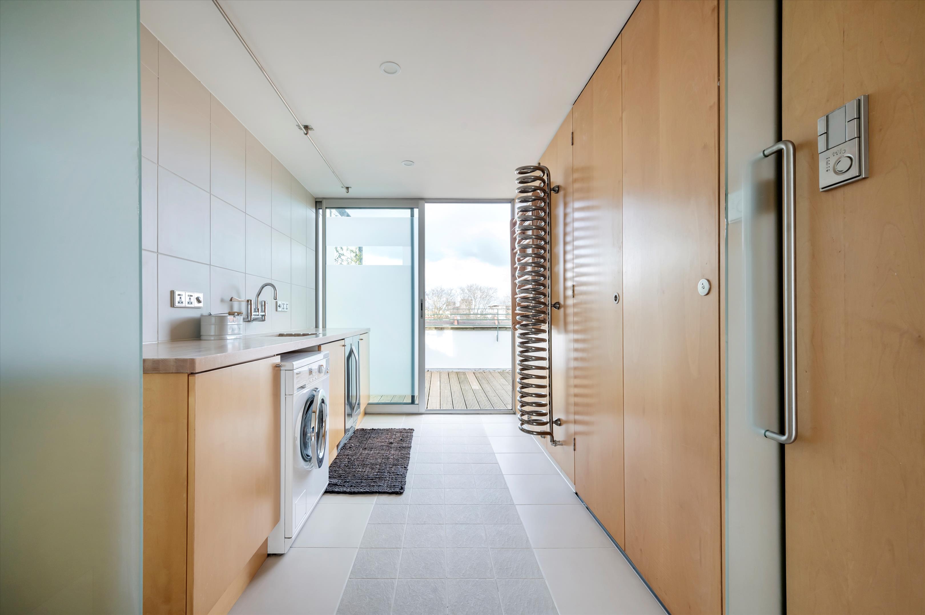 Ratcliffe Wharf, Narrow Street, London, E14