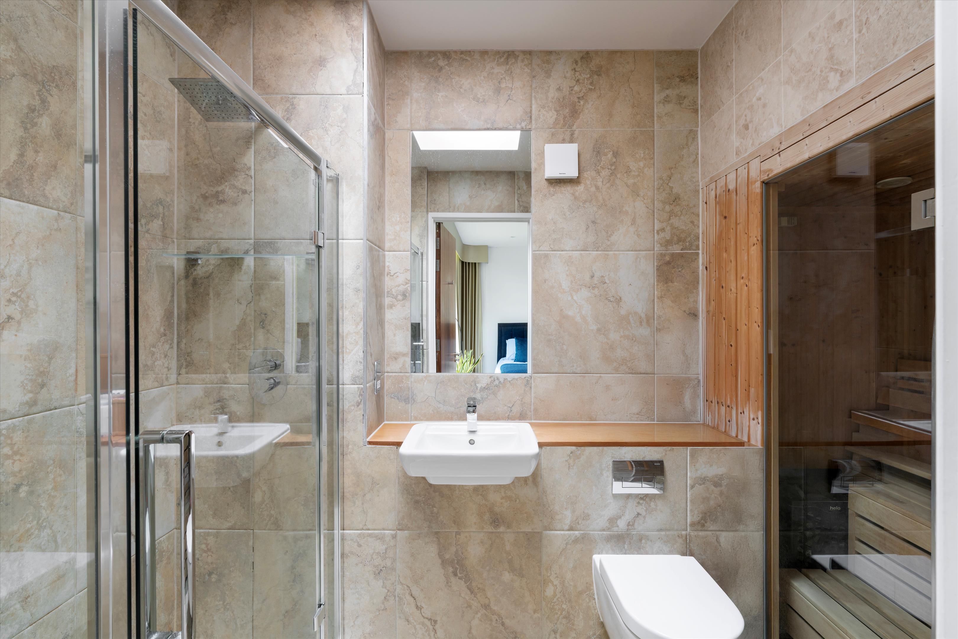 Ebury Mews, Islington, London N5