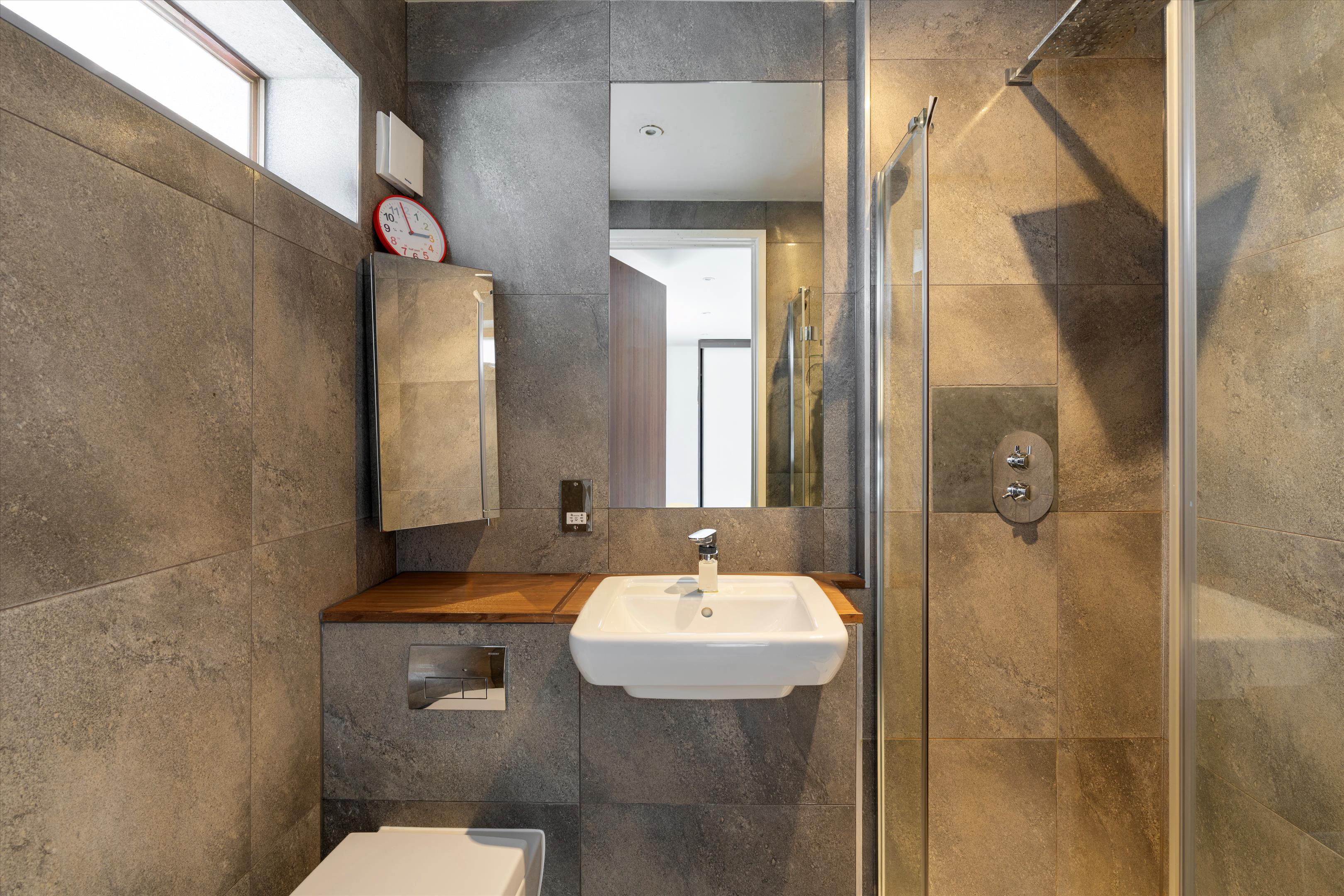 Ebury Mews, Islington, London N5