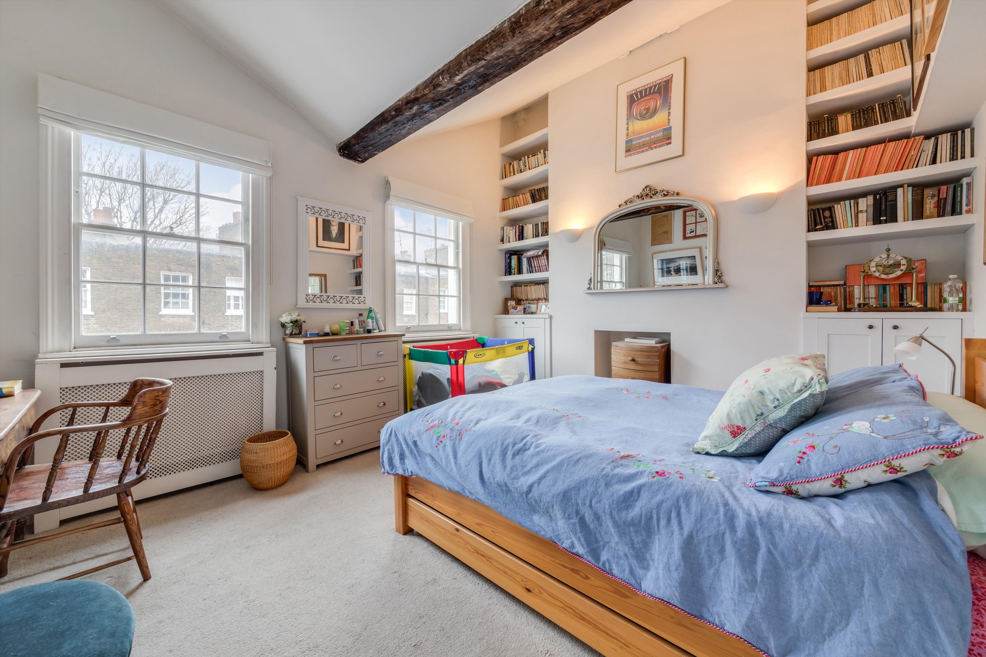 Charlton Place, Angel, N1