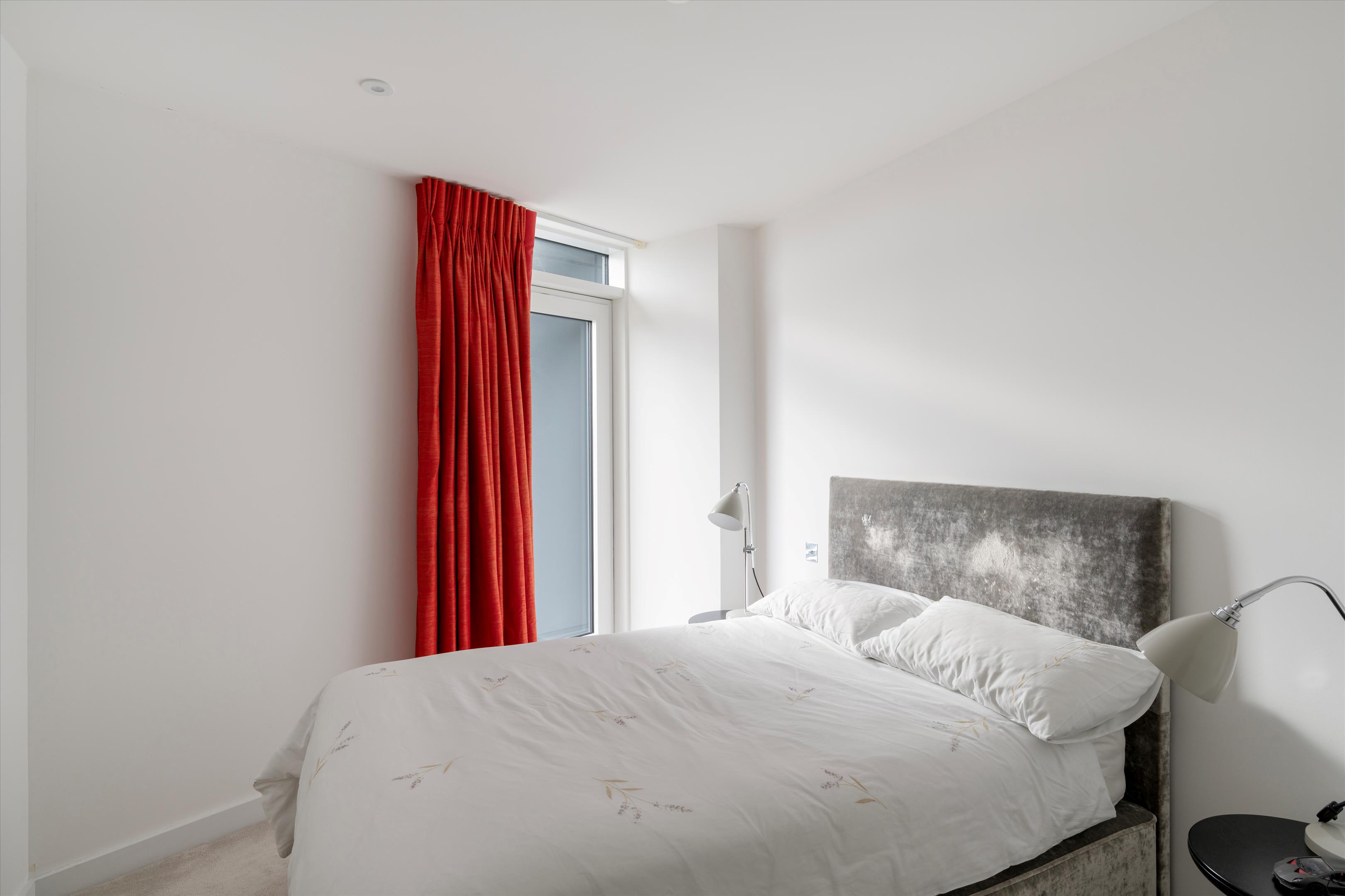 City Road, London EC1V
