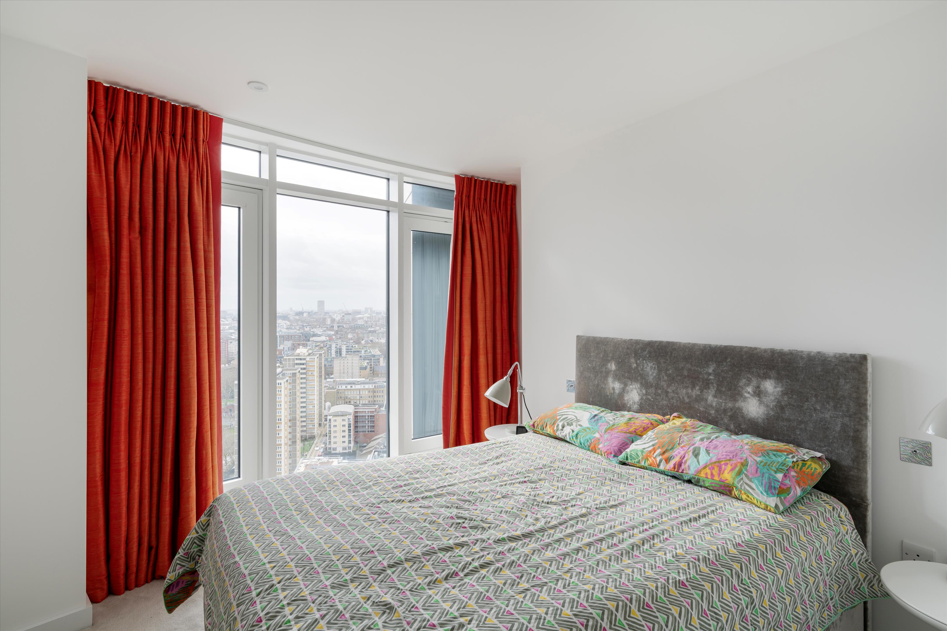 City Road, London EC1V