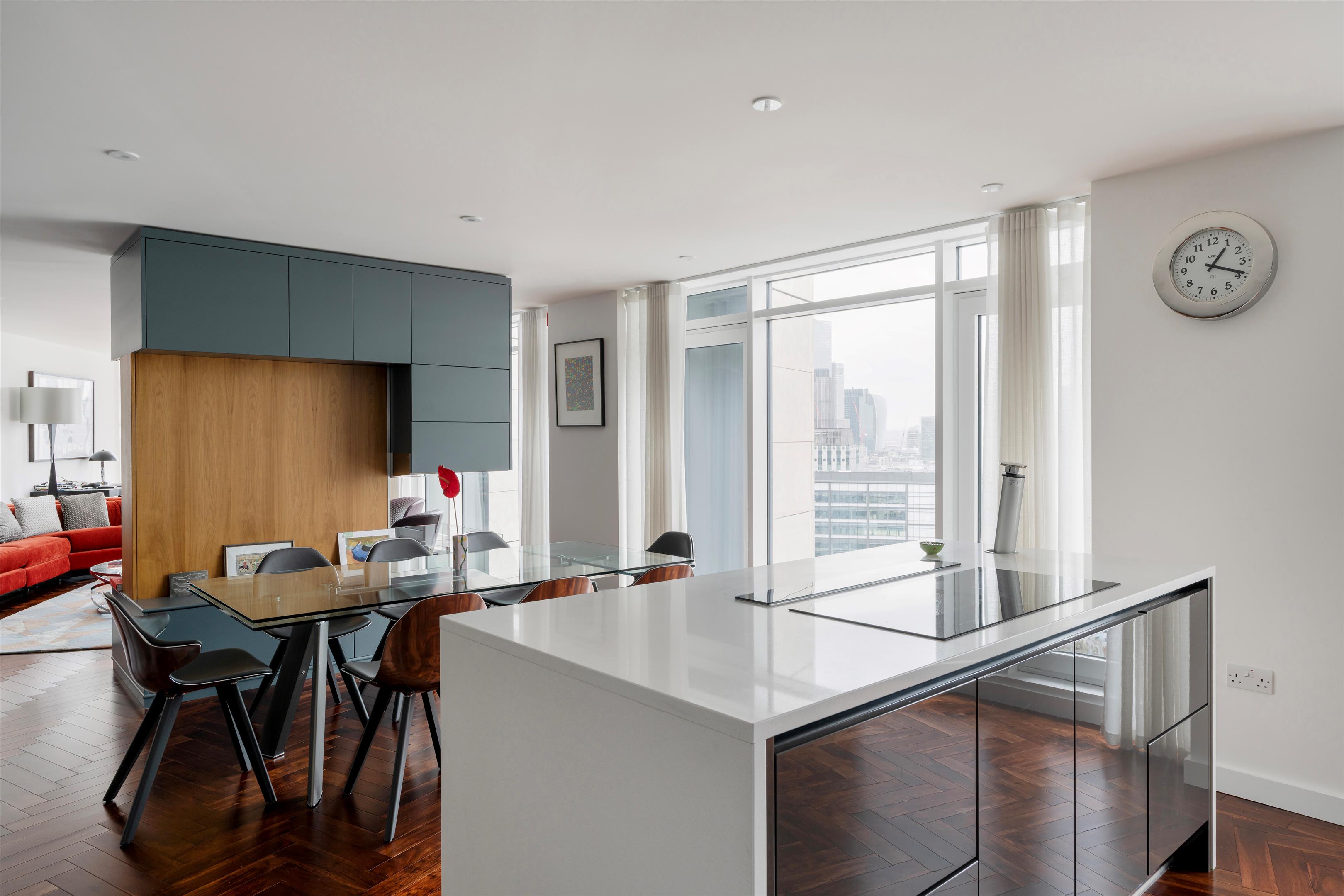 City Road, London EC1V