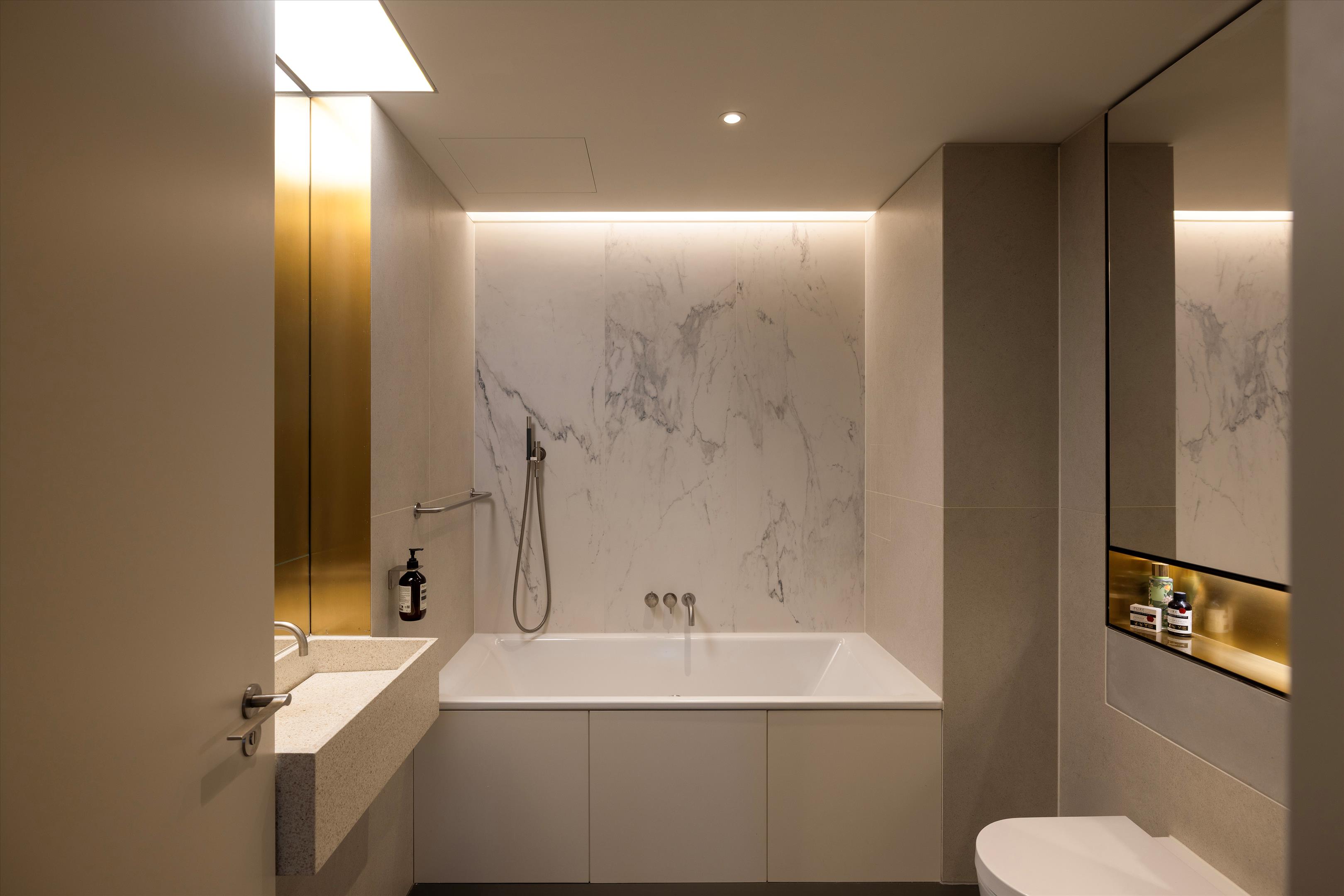 1 Lewis Cubitt Square, King's Cross, London, N1C