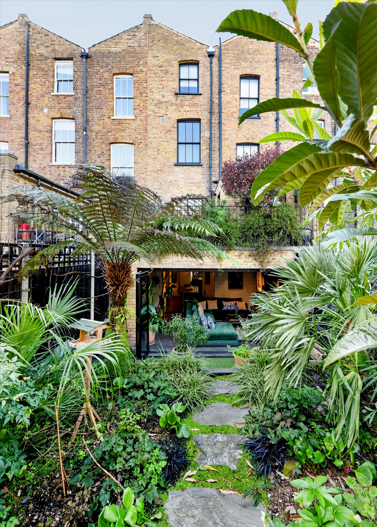 London Fields East Side, London E8