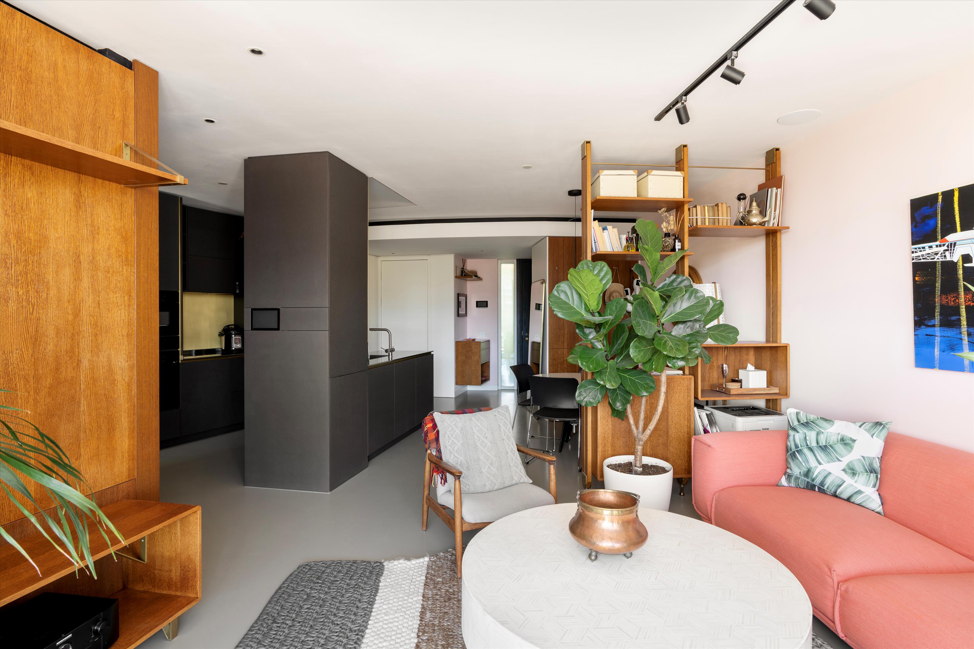 1 Lewis Cubitt Square, London N1C
