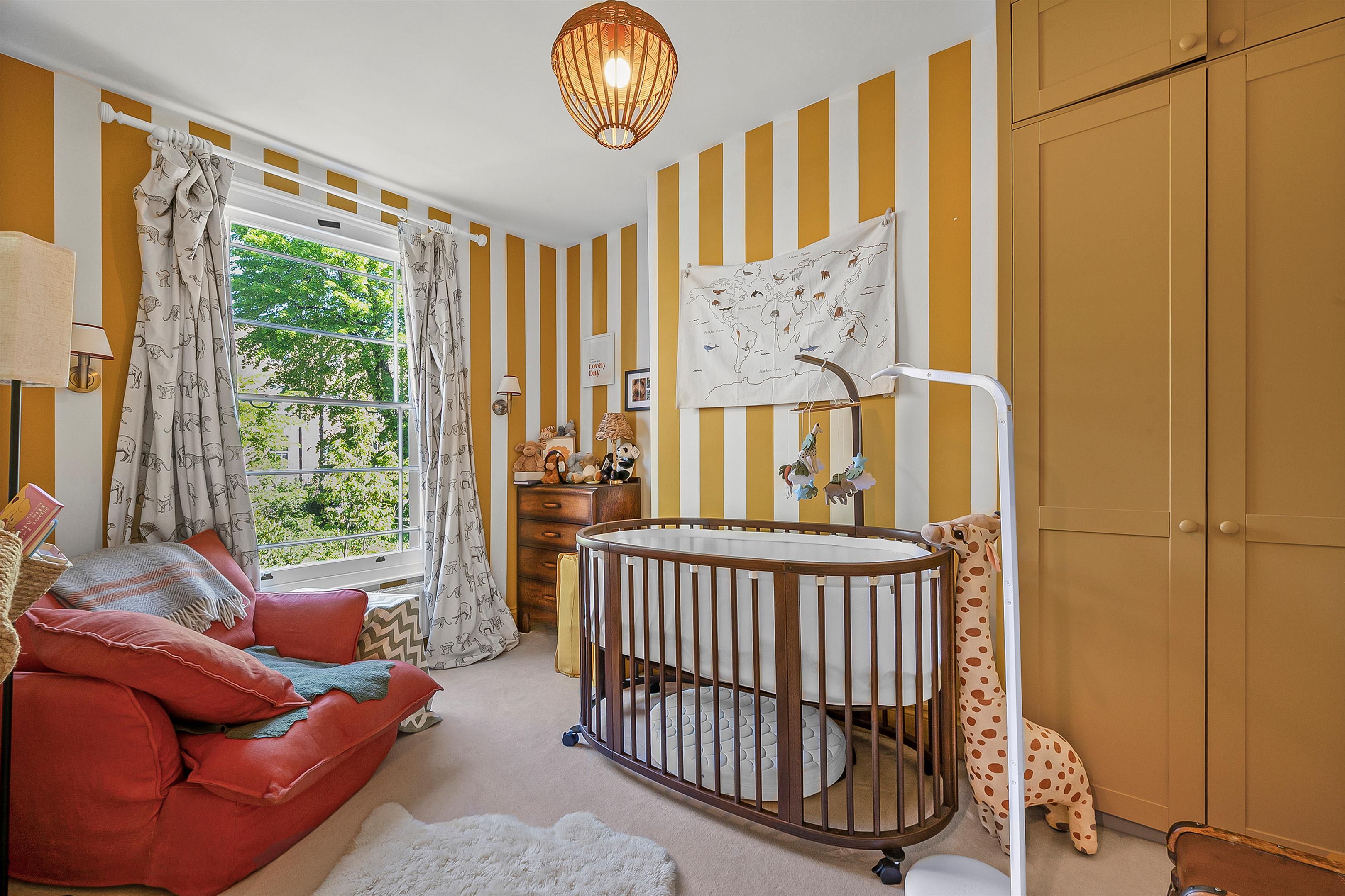 Waterloo Terrace, Islington, N1