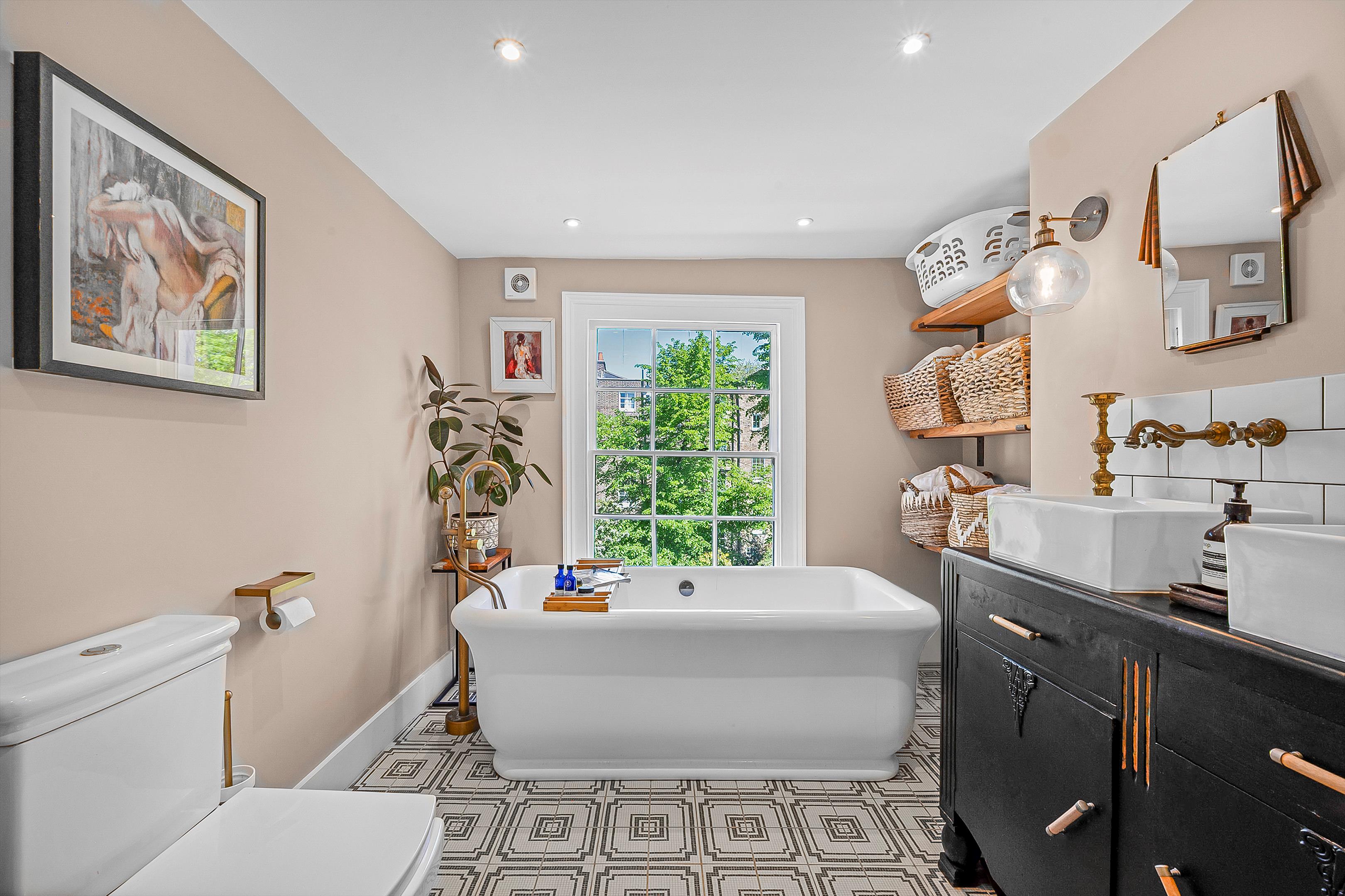 Waterloo Terrace, Islington, N1