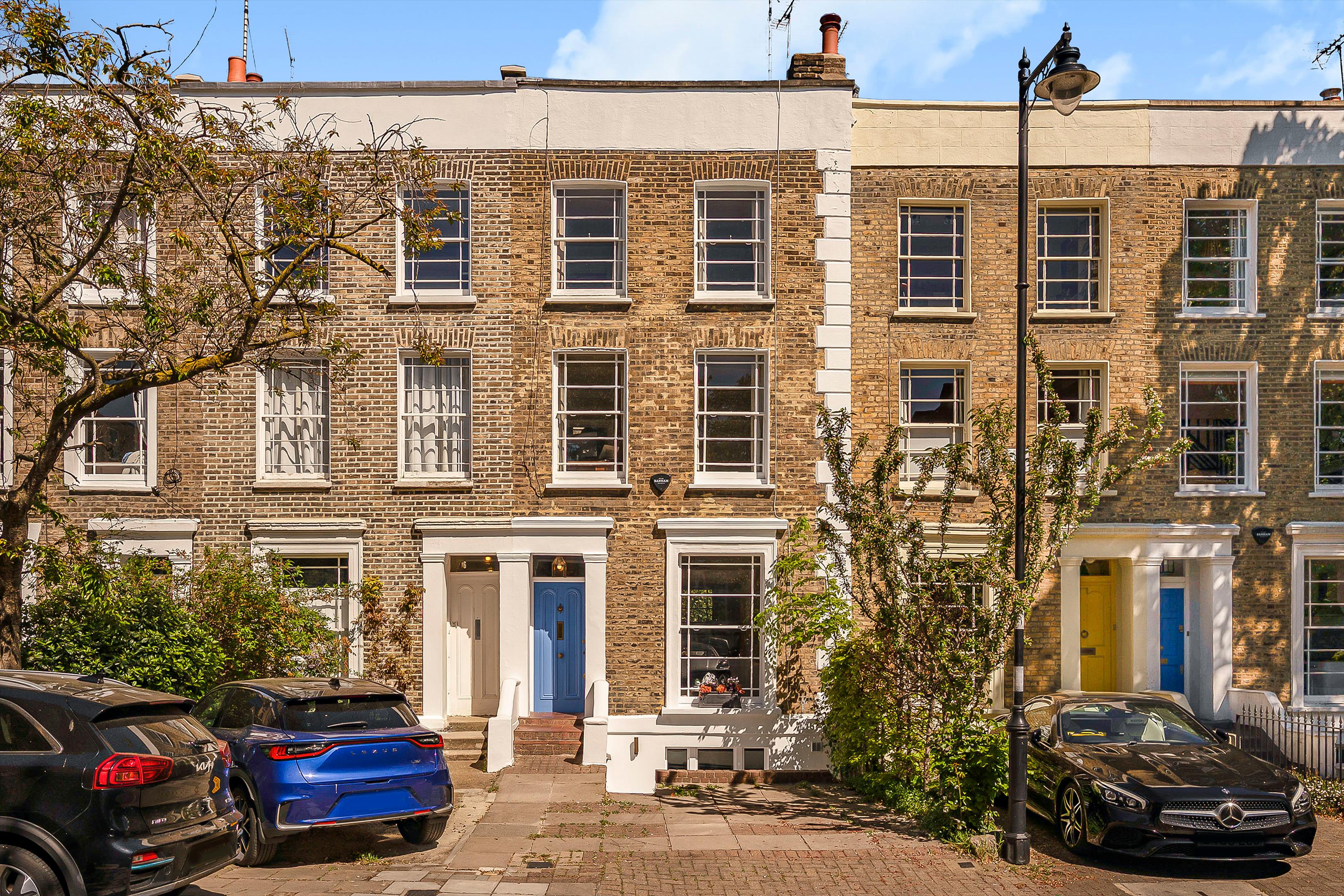 Waterloo Terrace, Islington, N1