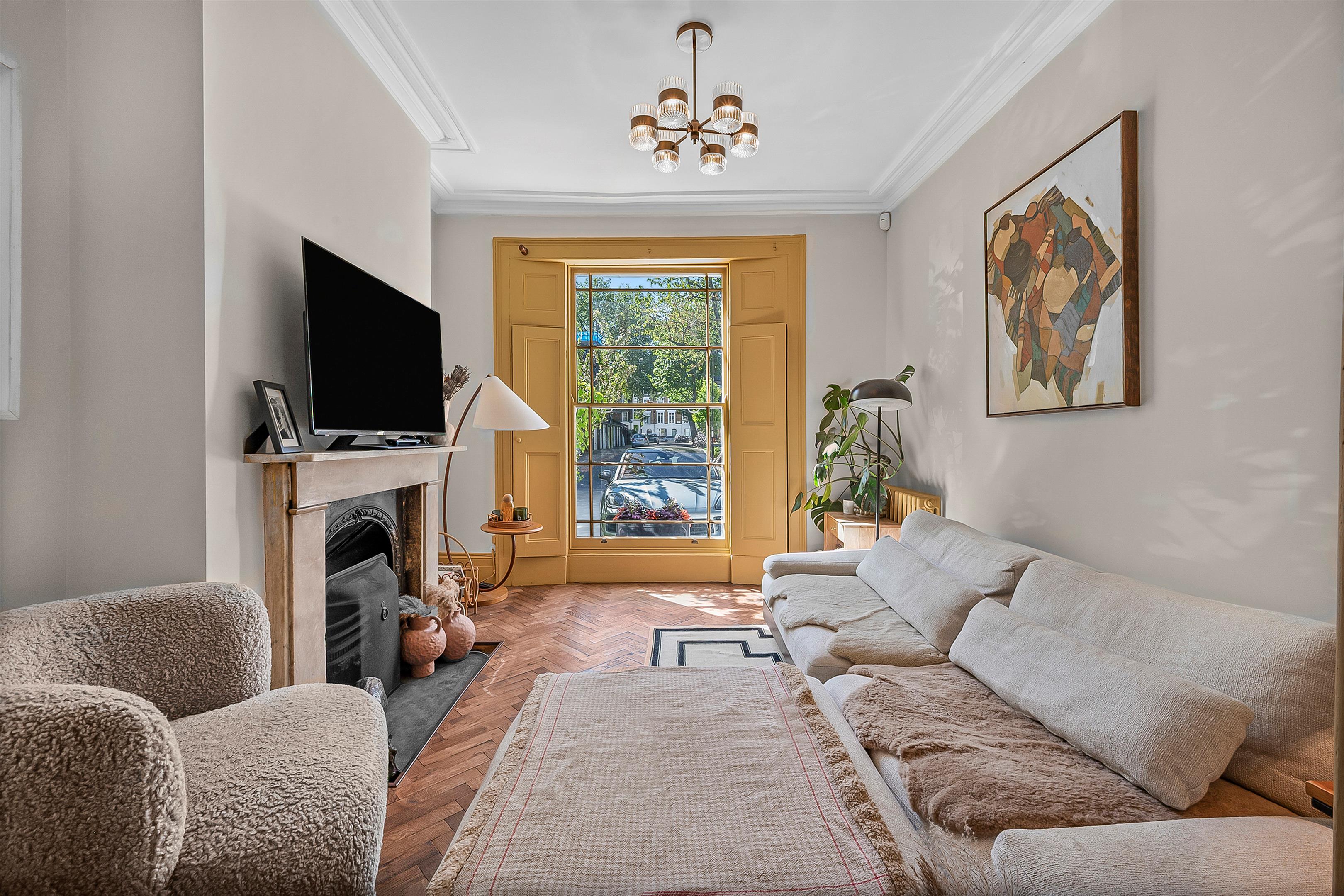 Waterloo Terrace, Islington, N1