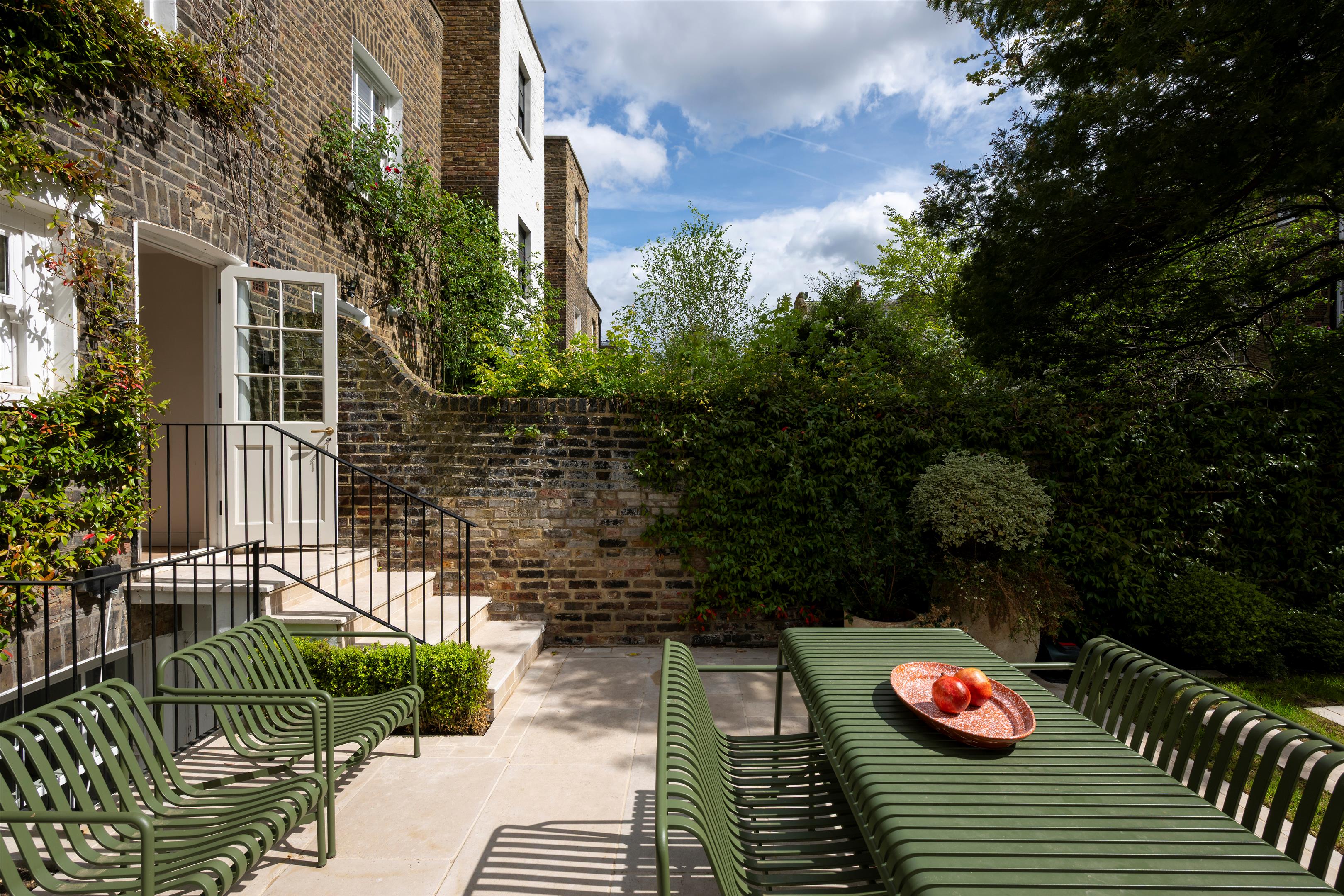 Ellington Street, London, N7