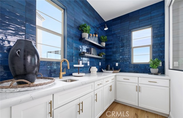 21308 W Wildflower Way