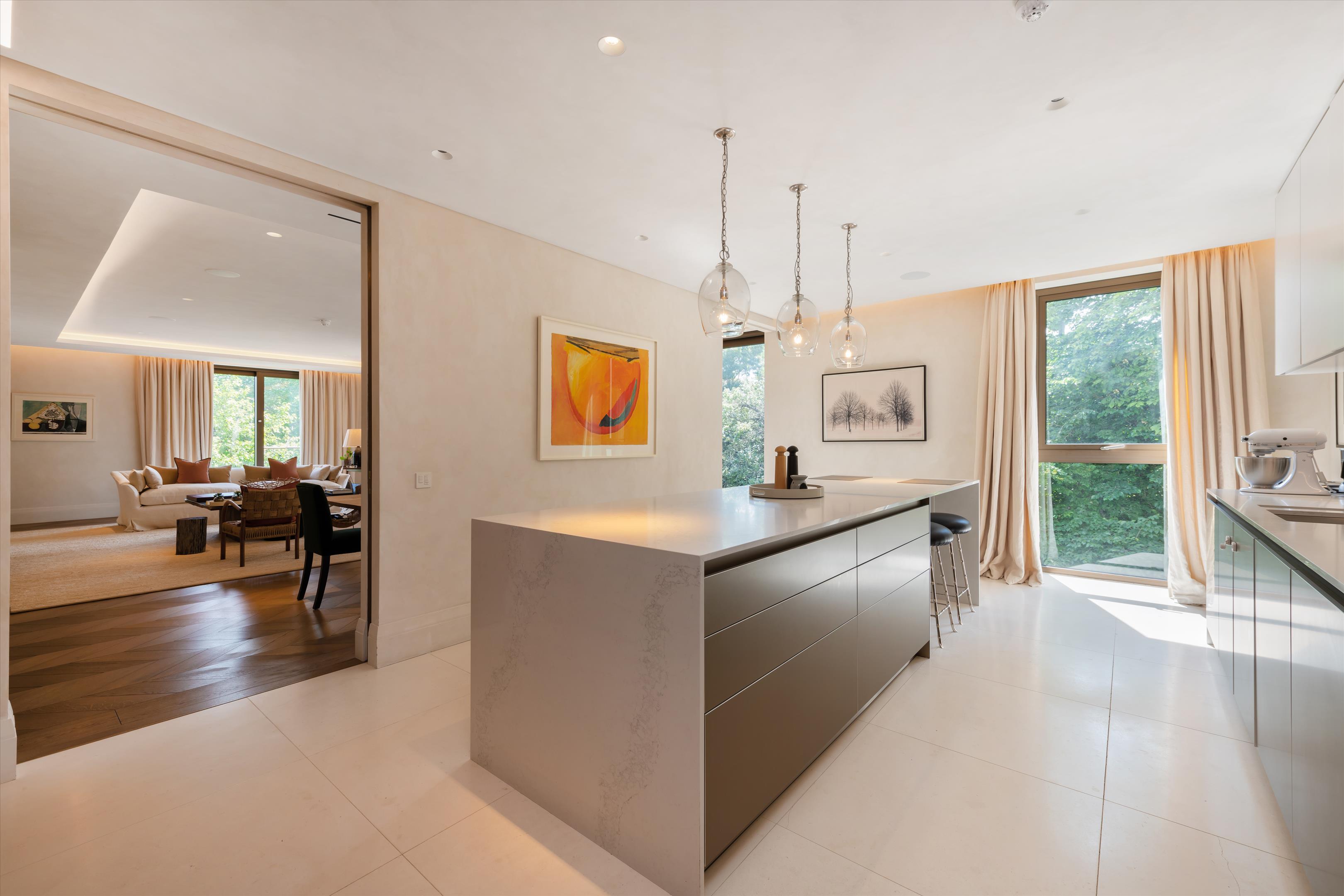 Holland Park Villas, Kensington, London, W8