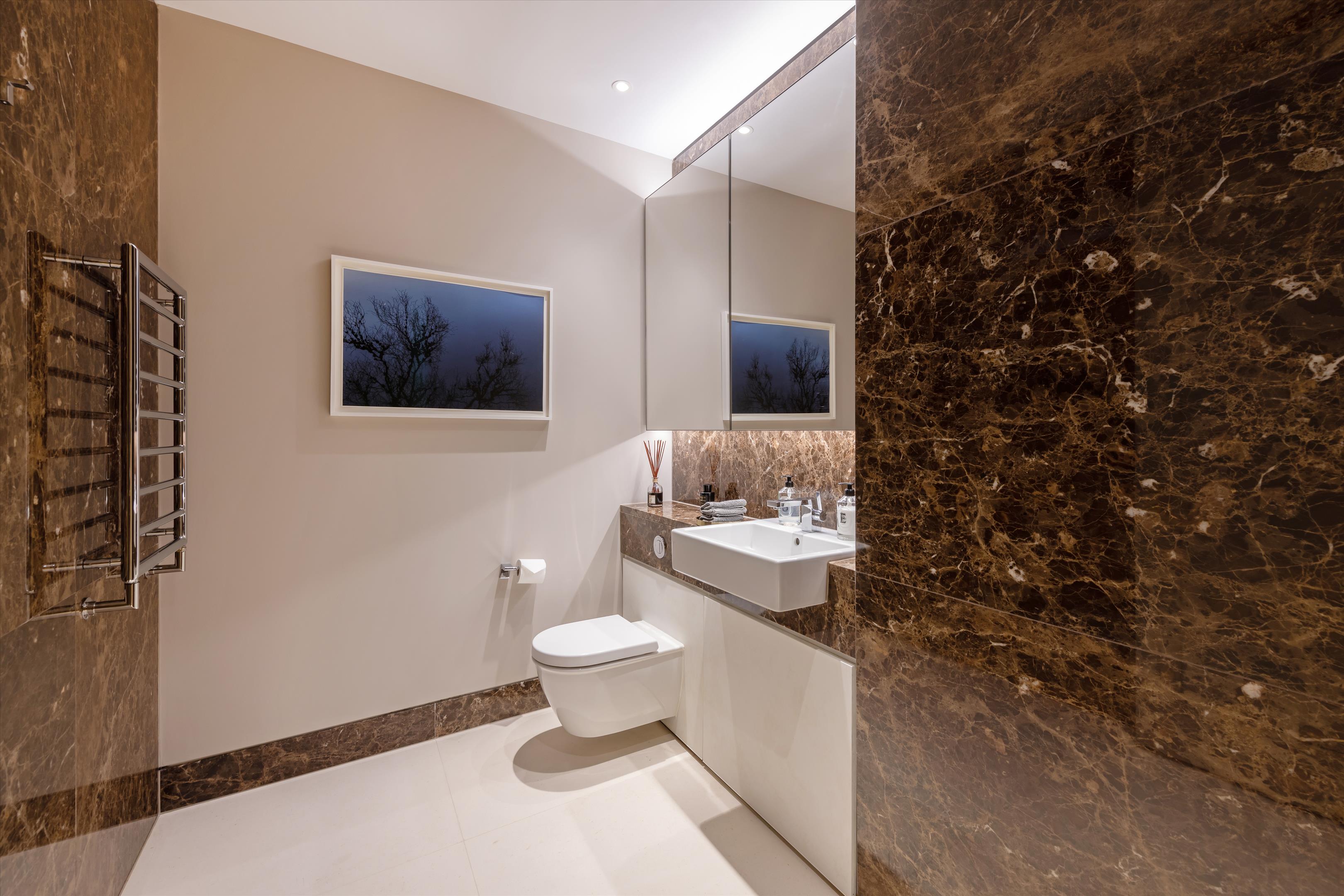 Holland Park Villas, Kensington, London, W8