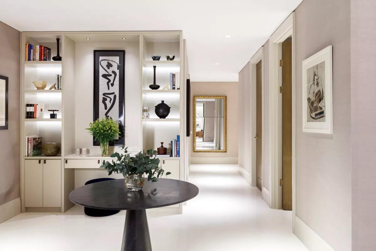 Holland Park Villas, Kensington, London, W8
