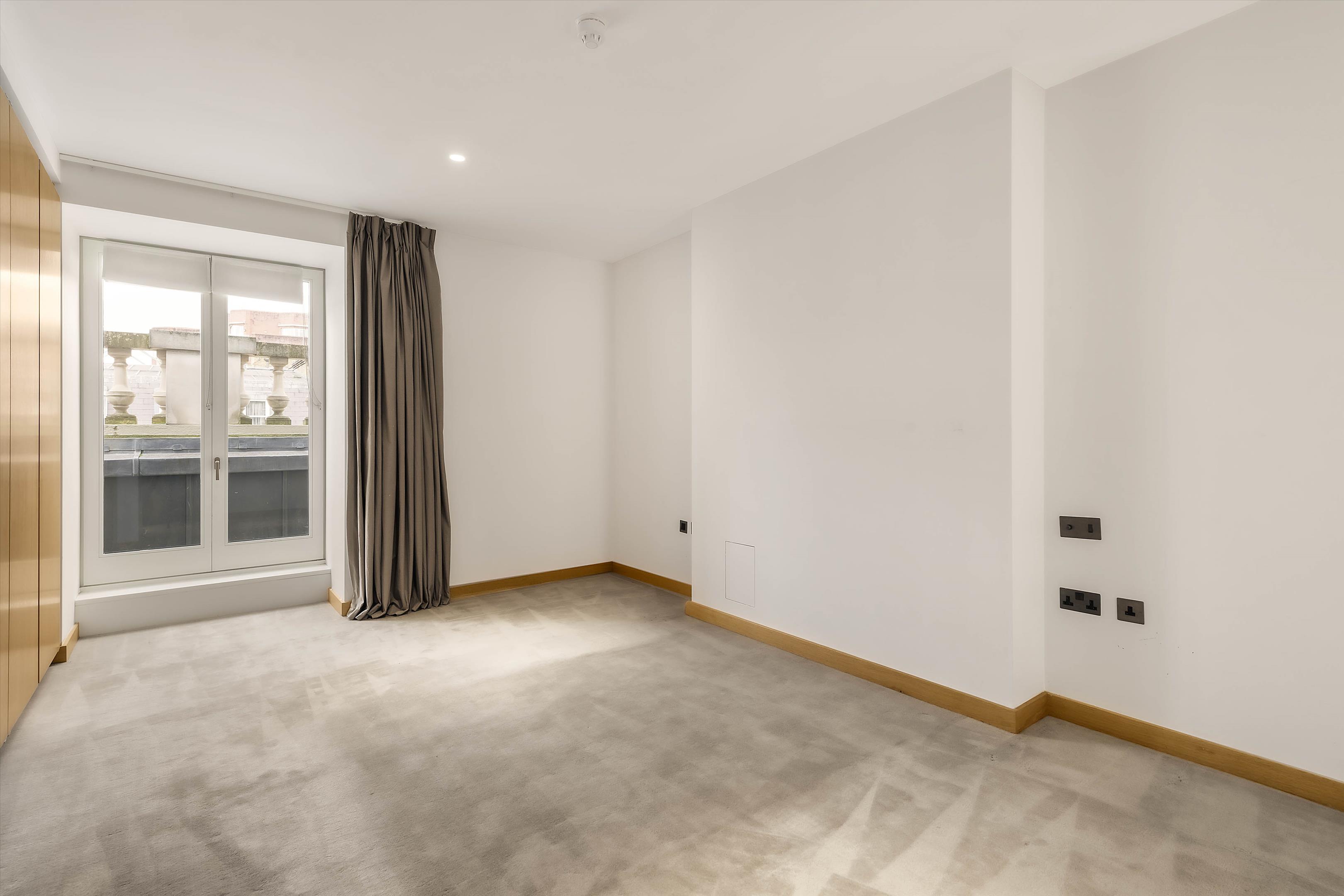 One Kensington Gardens, Kensington, London, W8