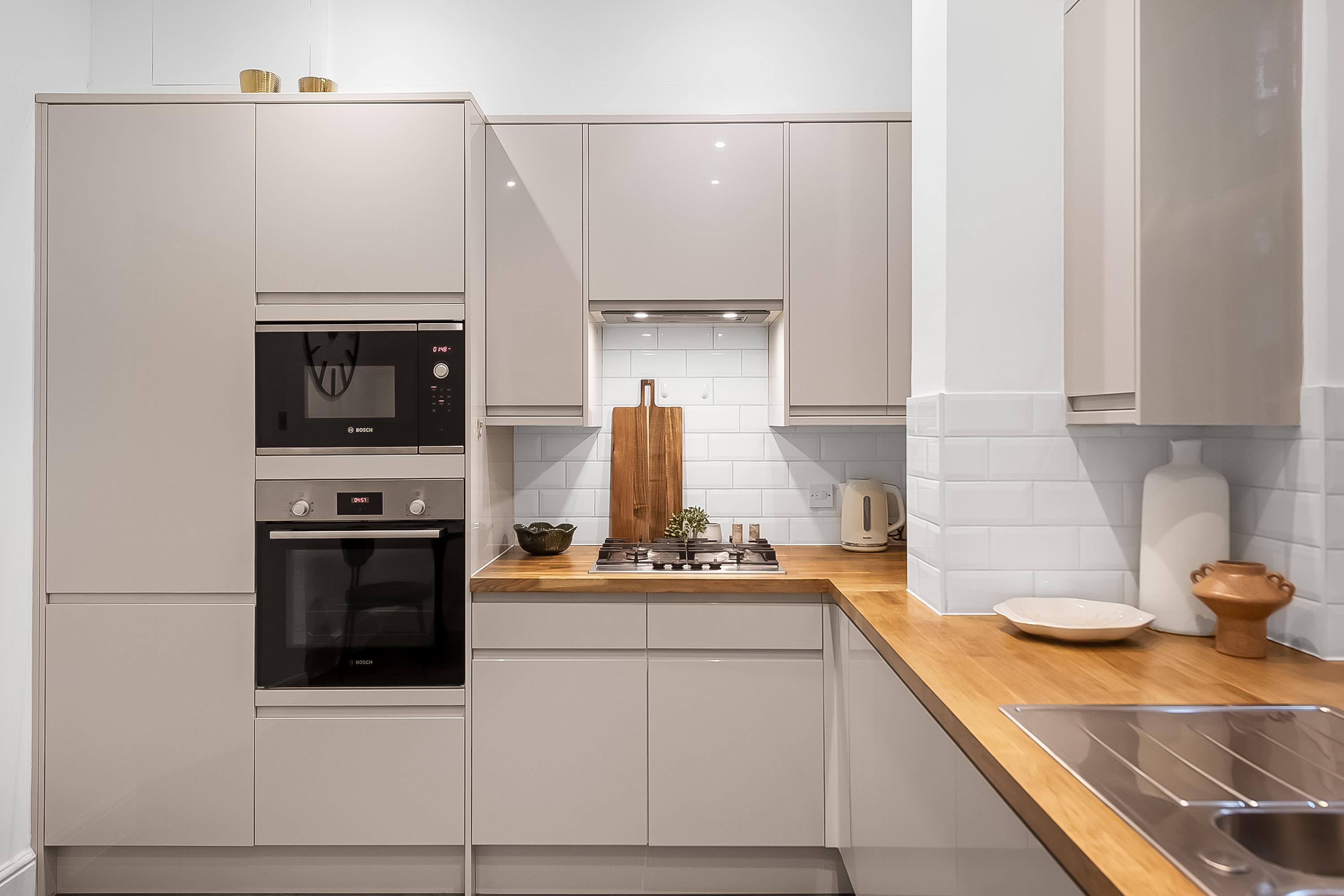 Oakwood Court, London W14