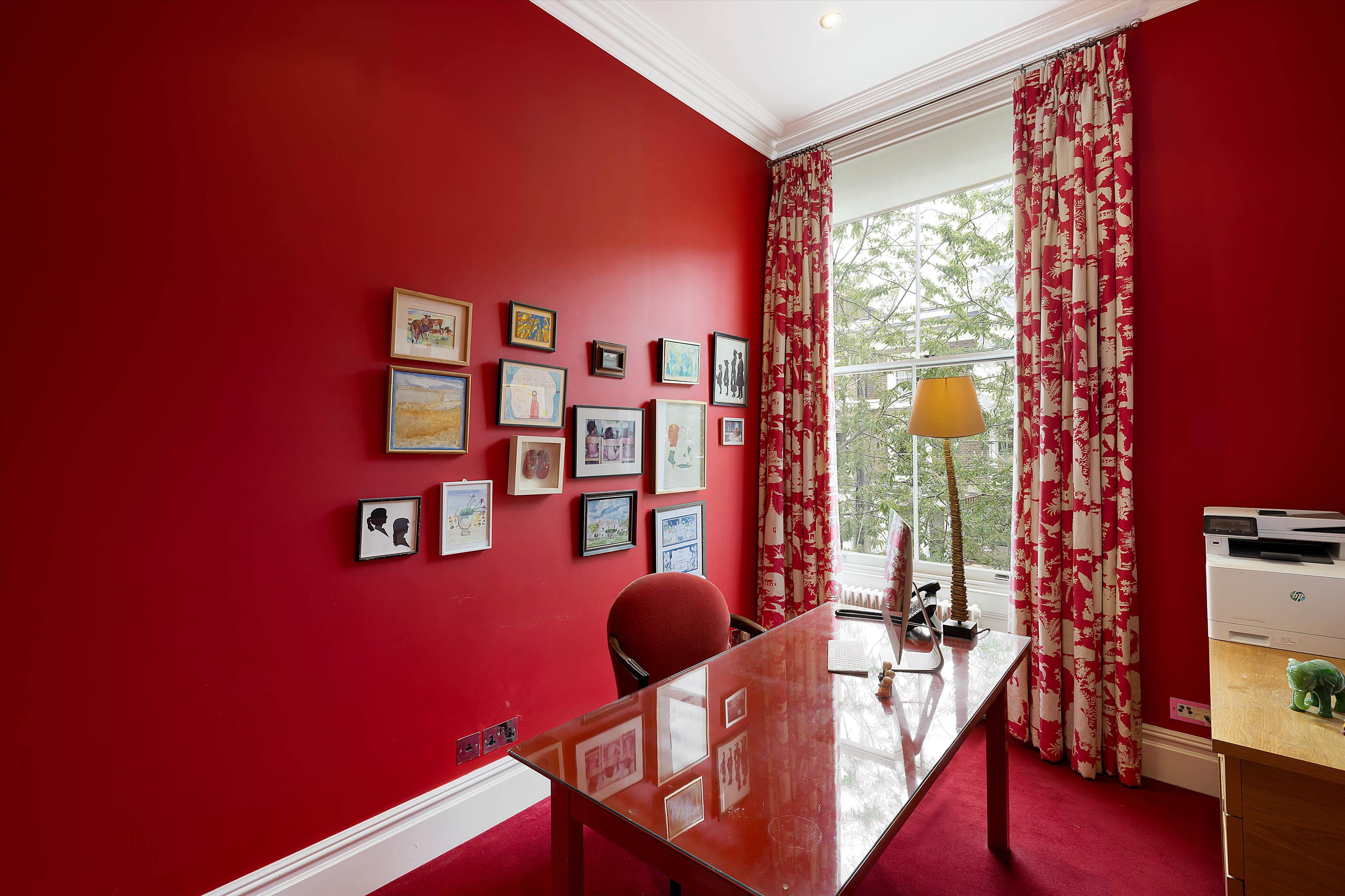 Upper Addison Gardens, Holland Park, London, W14