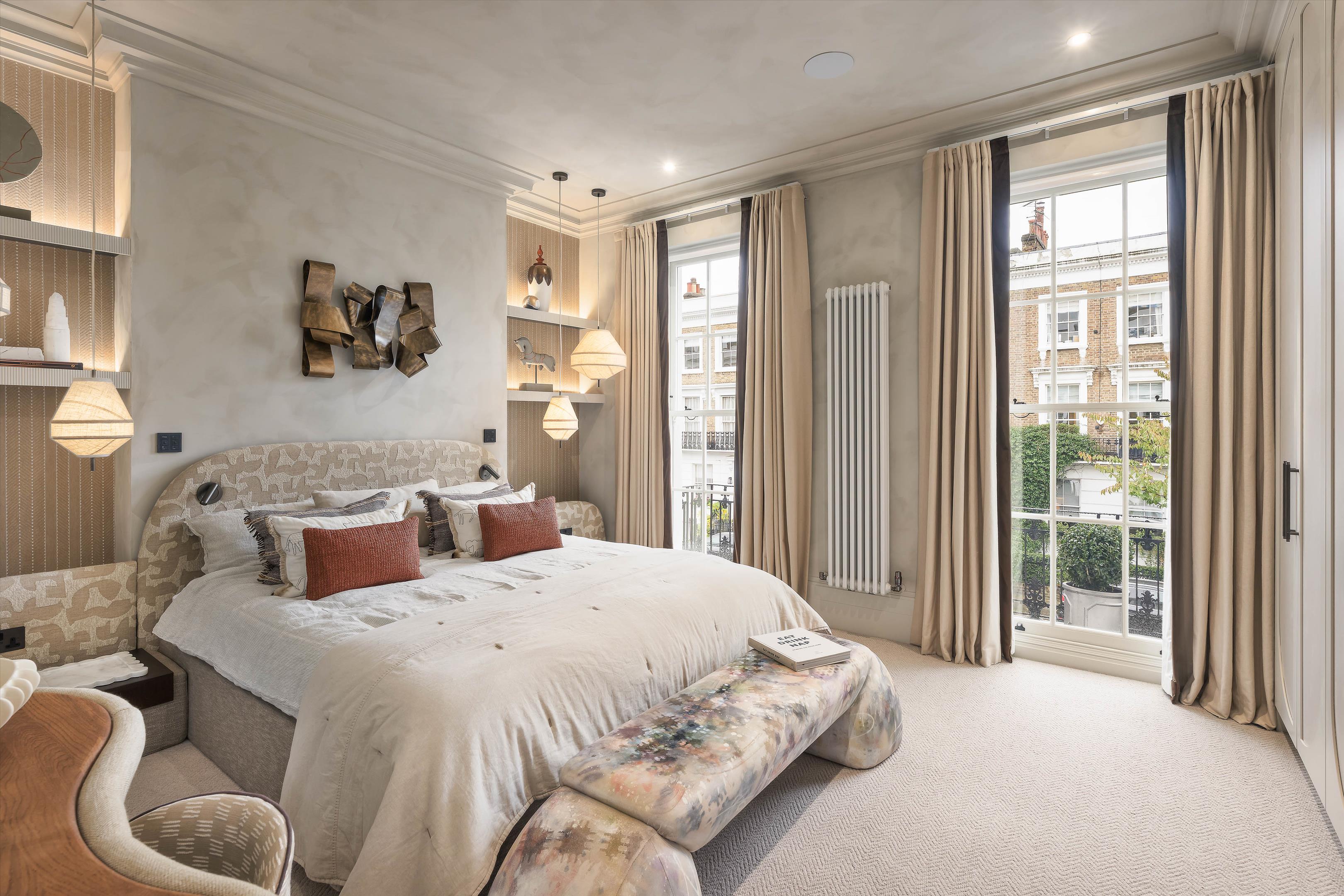 Lamont Road, London, SW10