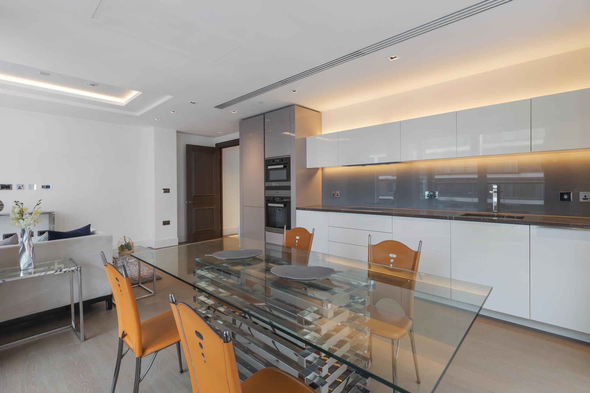 Radnor Terrace, London W14