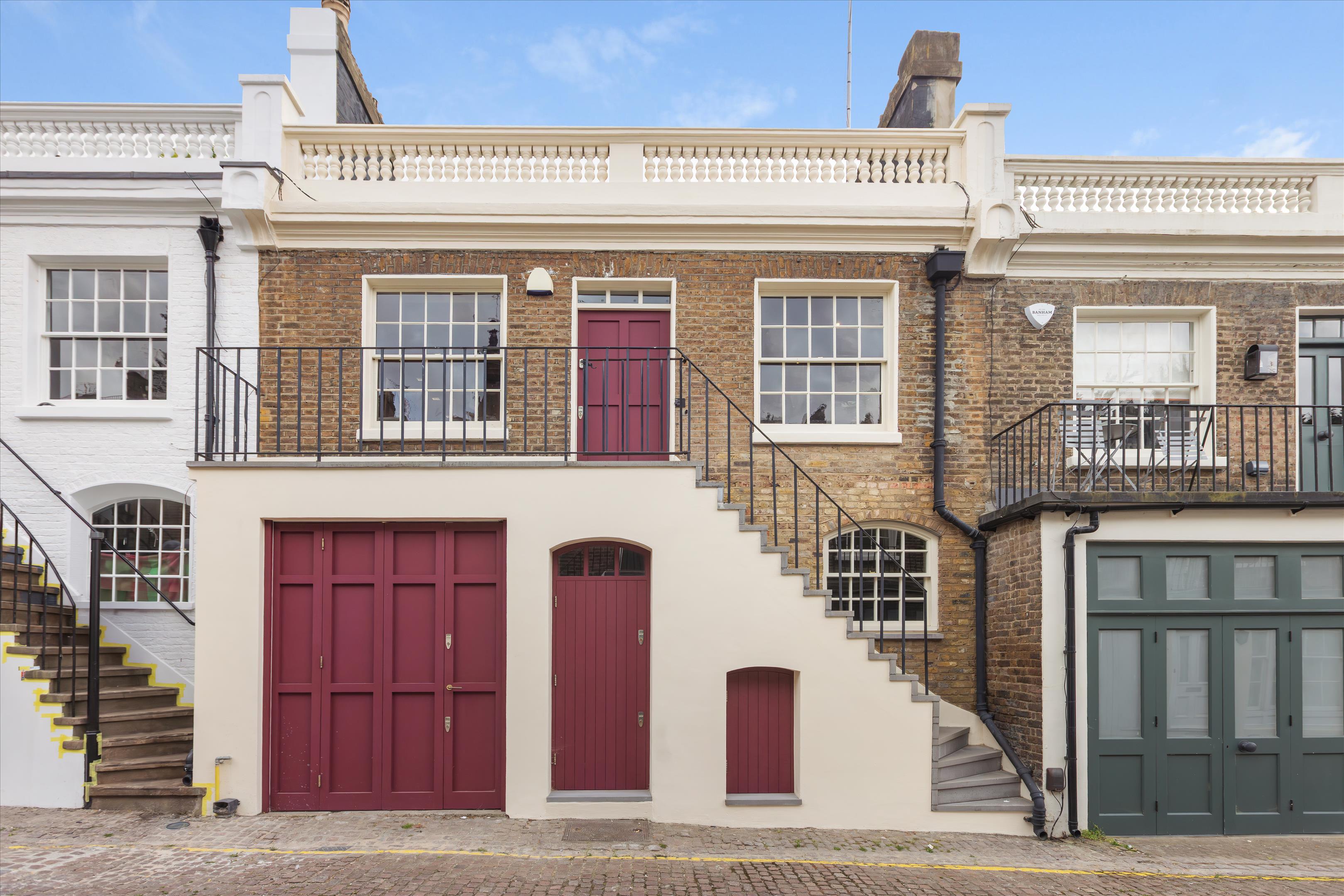 Holland Park Mews, London W11