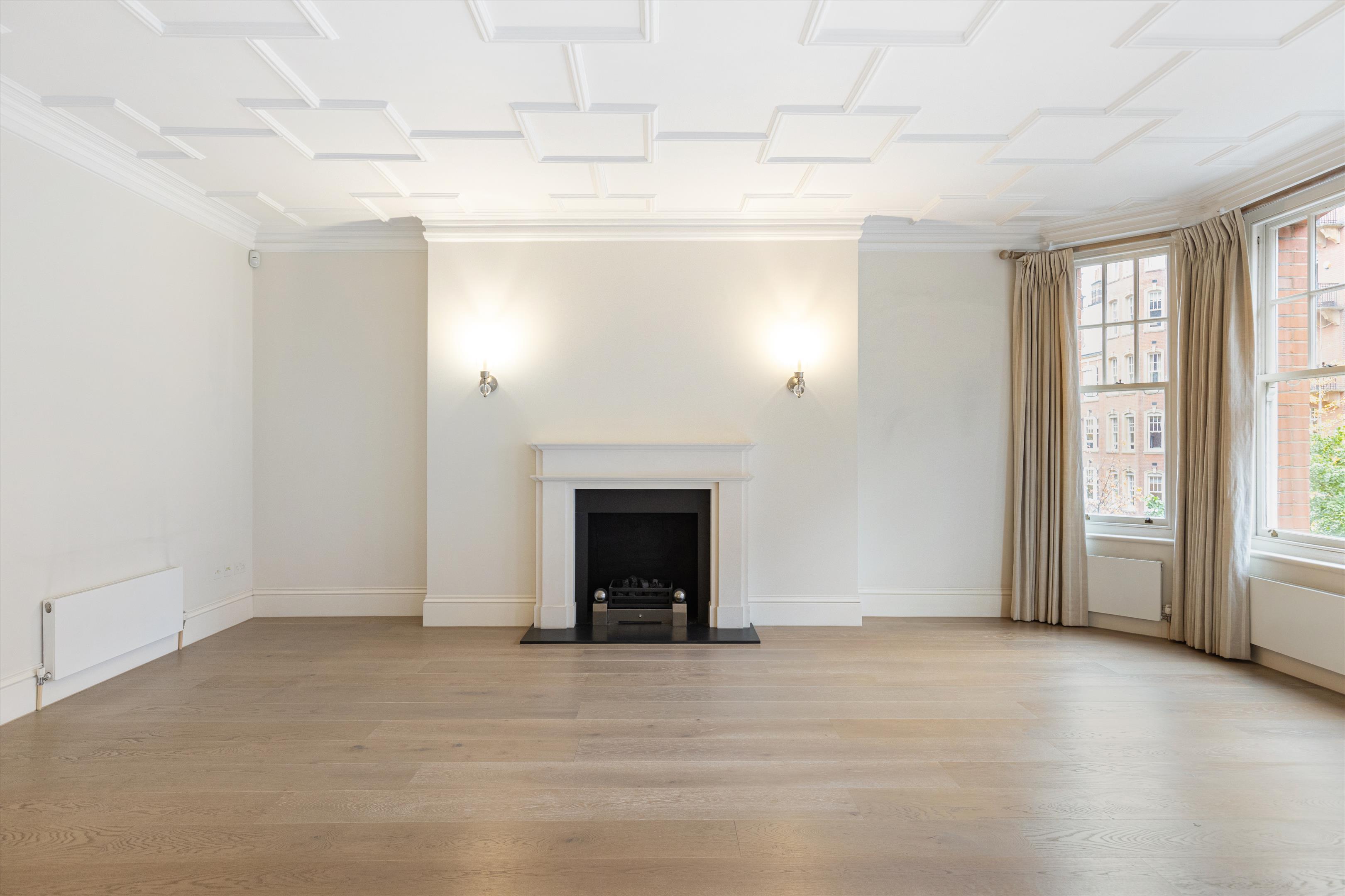 Oakwood Court, London, W14