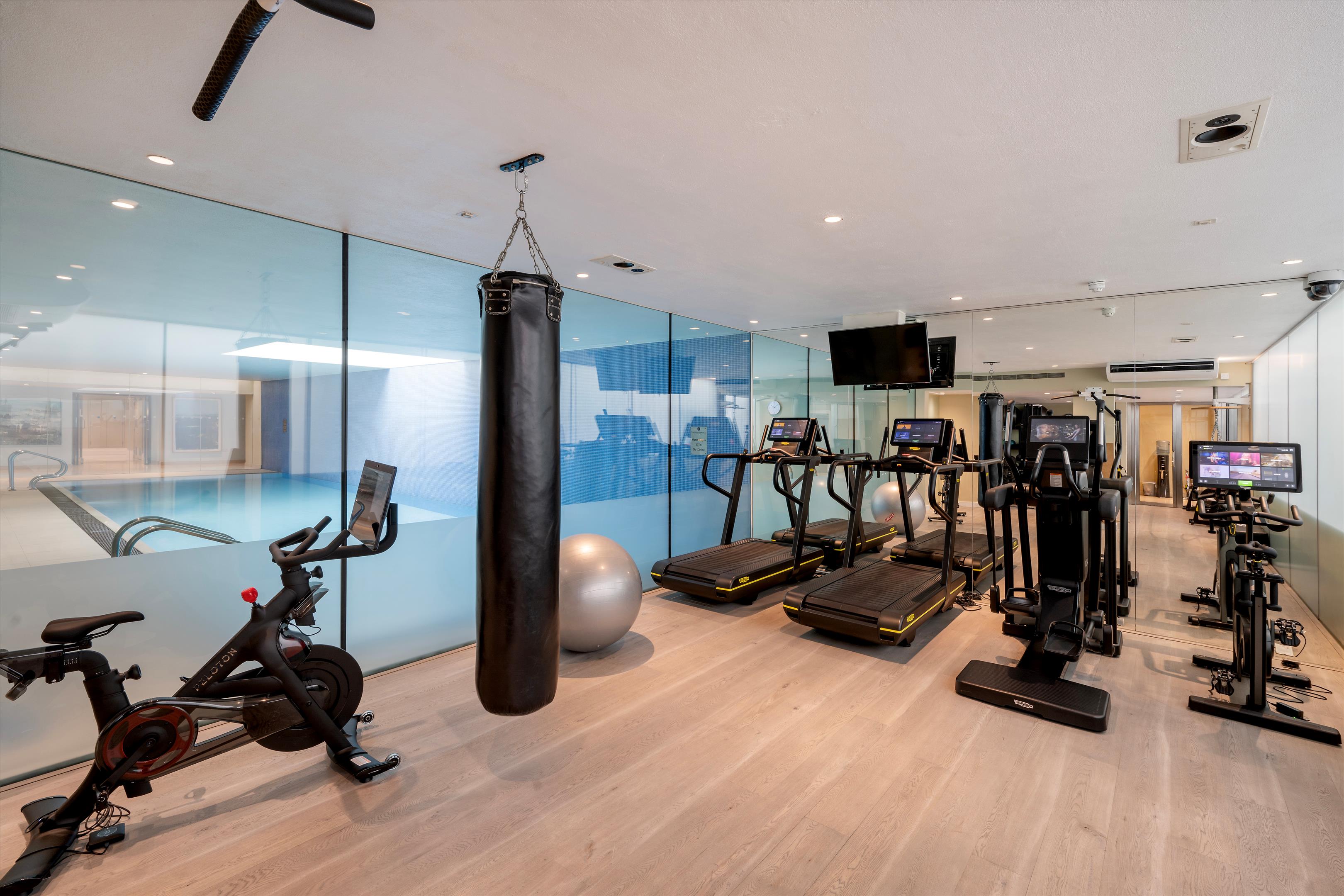 Academy Gardens, Duchess of Bedfords Walk, London, W8